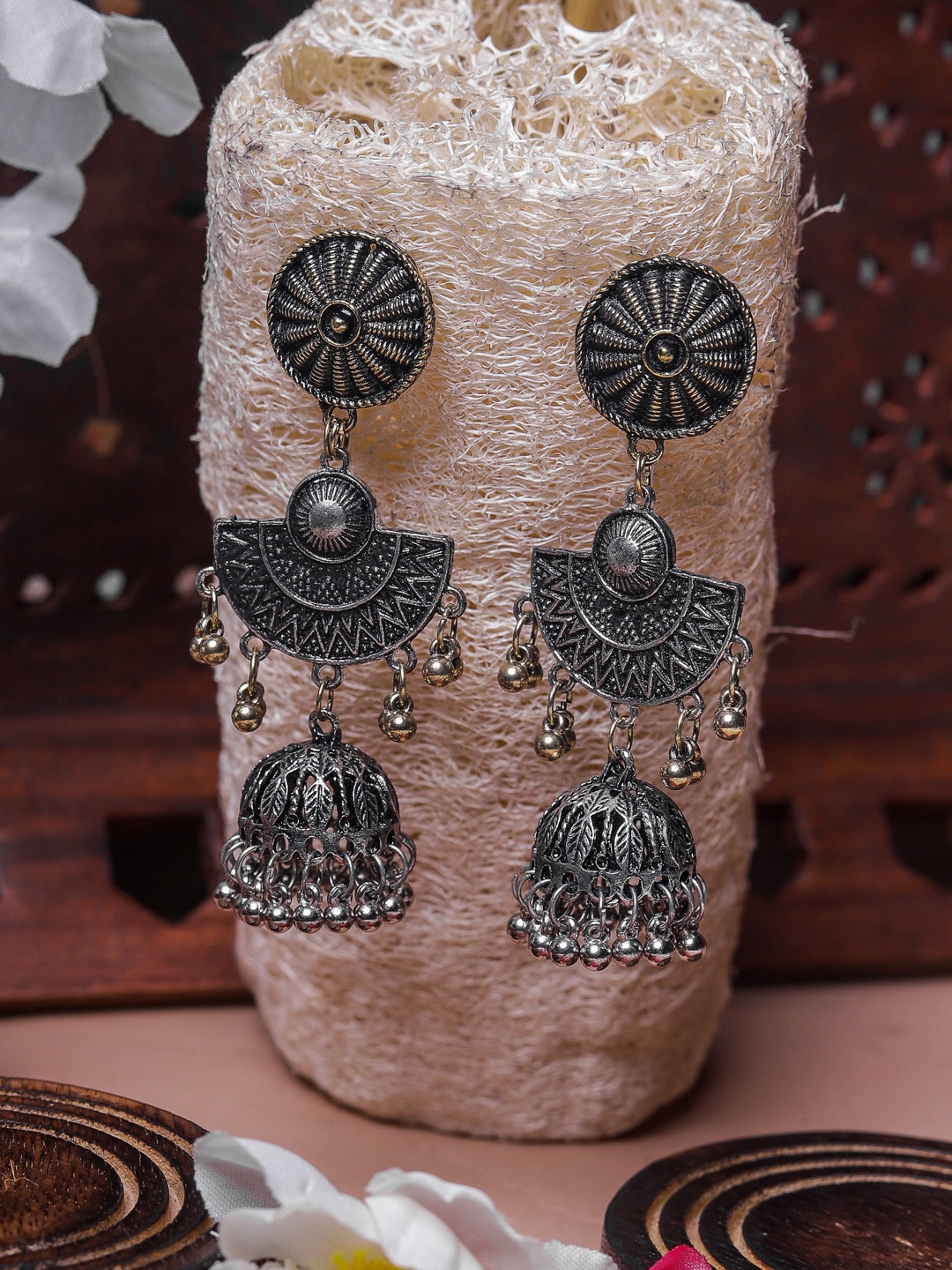 

DIVA WALK Silver-Toned & Gold-Toned Contemporary Jhumkas Earrings