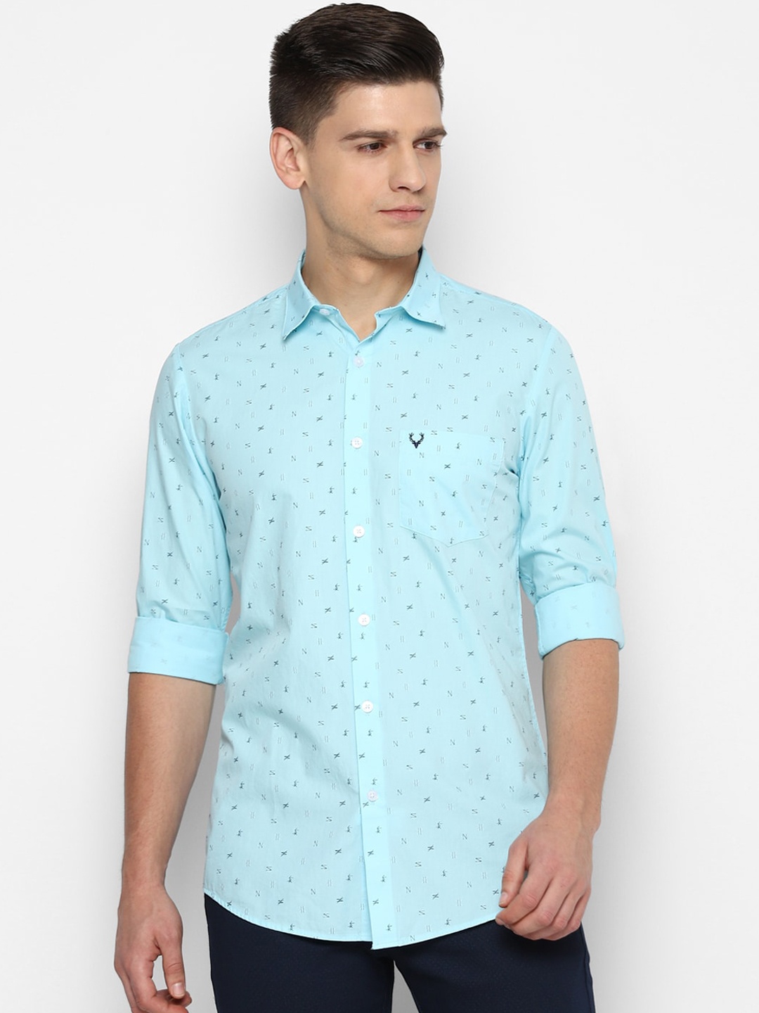 

Allen Solly Men Blue Slim Fit Opaque Printed Pure Cotton Casual Shirt