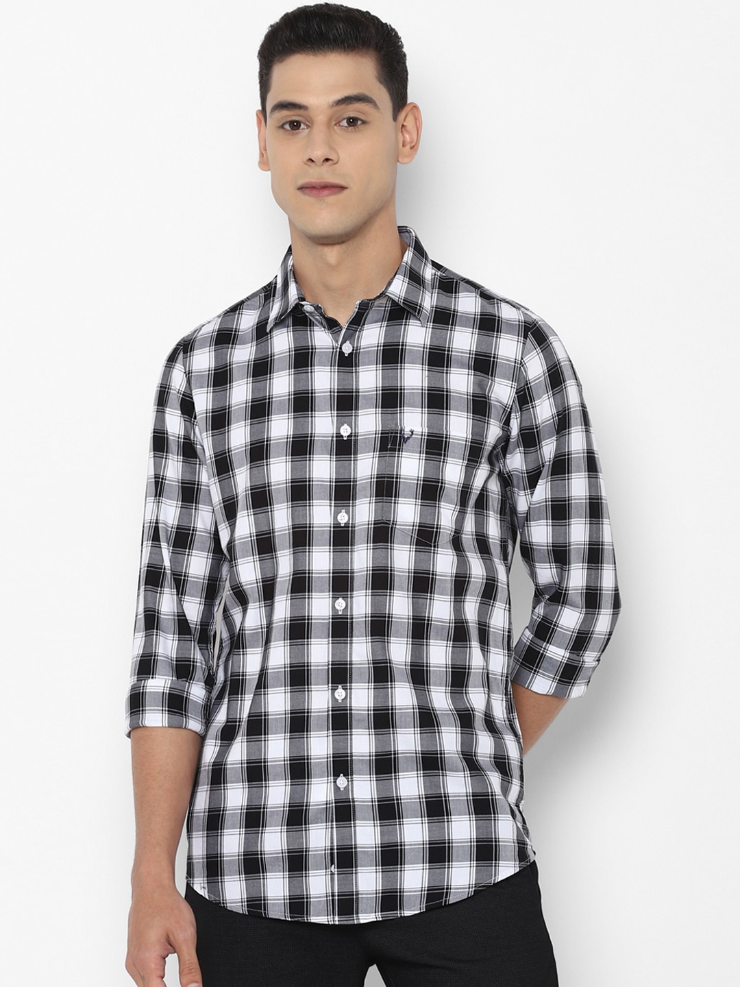 

Allen Solly Men Black Slim Fit Opaque Checked Cotton Casual Shirt