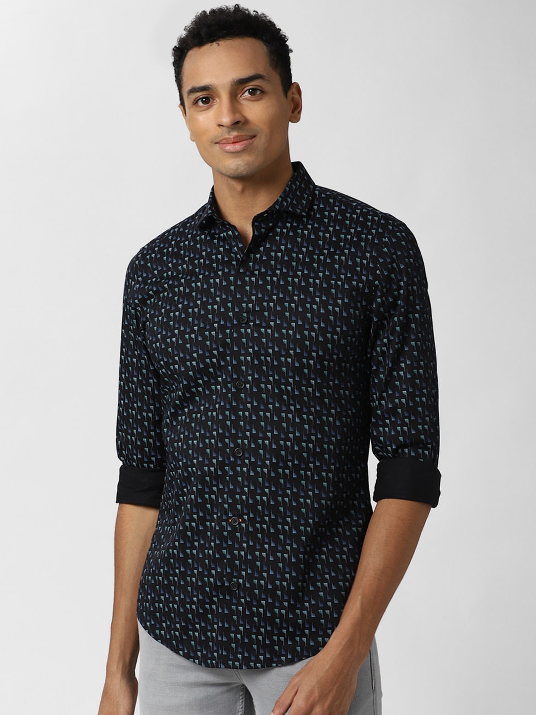 

Peter England Men Navy Blue Slim Fit Printed Casual Shirt