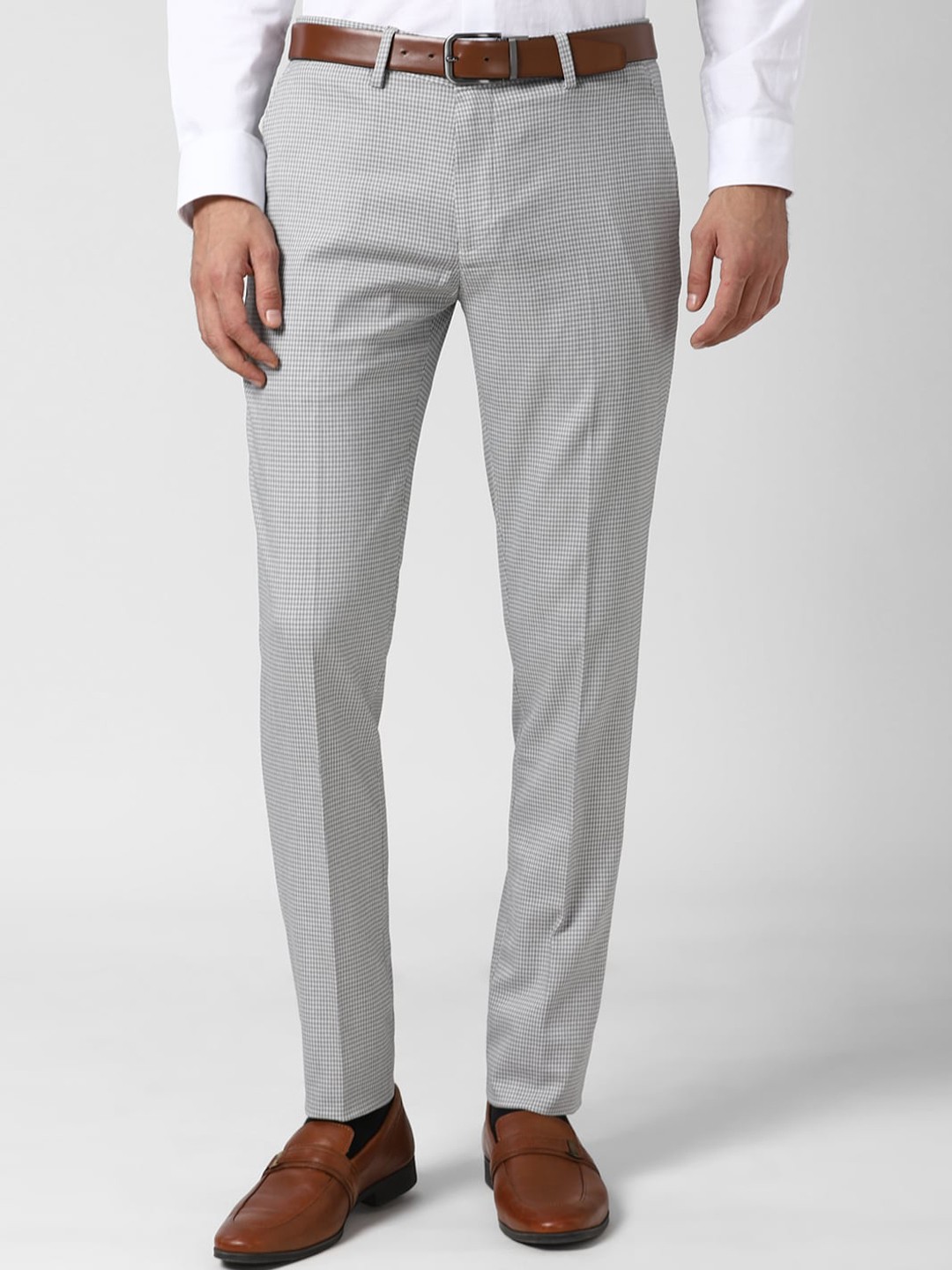 

Peter England Men Grey Textured Slim Fit Pure Cotton Formal Trousers
