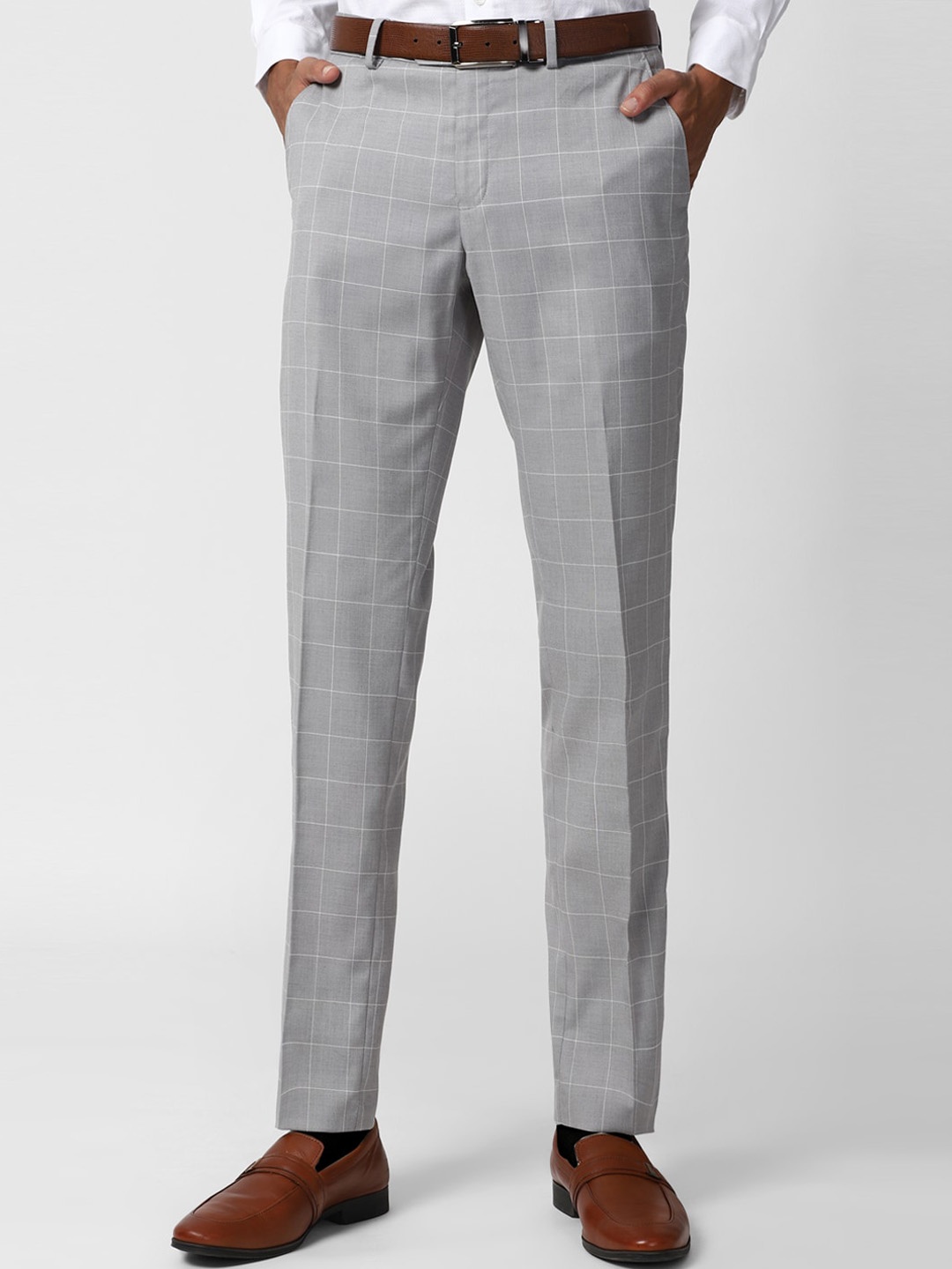 

Peter England Elite Men Grey Checked Slim Fit Formal Trousers