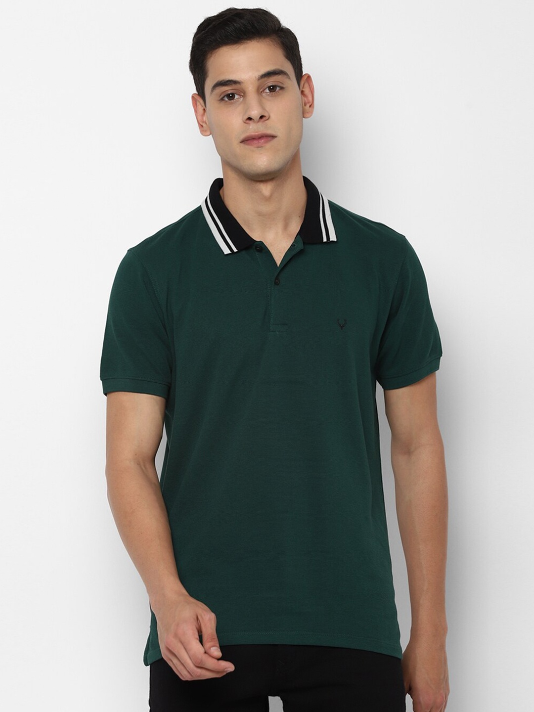 

Allen Solly Men Green Polo Collar Applique T-shirt