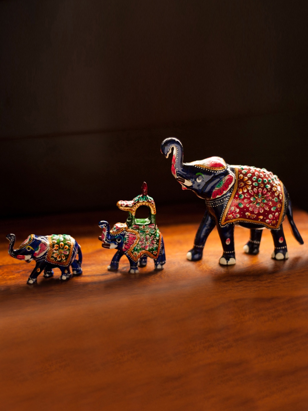 

ExclusiveLane Set of 3 Hand-Enamelled Elephant-Shaped Metal Showpeices, Multi