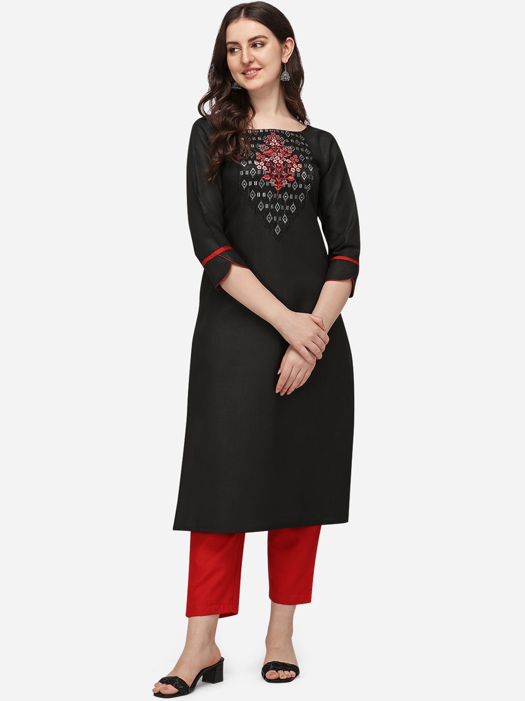 

Florence Women Black & Red Floral Embroidered Thread Work Kurta