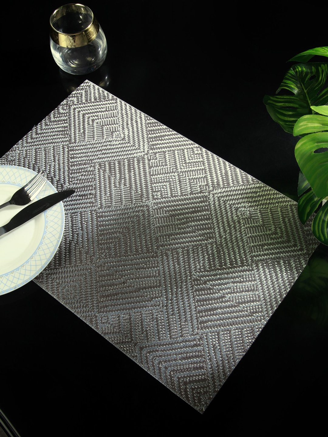 

OBSESSIONS Set Of 6 Taupe-Coloured & Grey Printed Rectangular Table Placemats