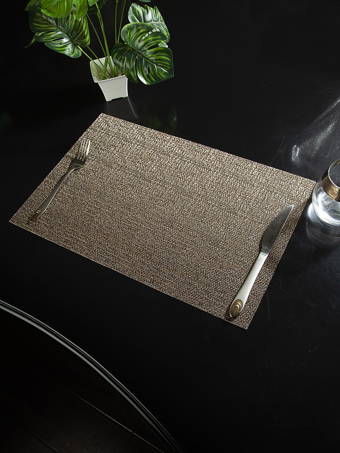 

OBSESSIONS Set Of 6 Copper-Toned Solid Table Placemats