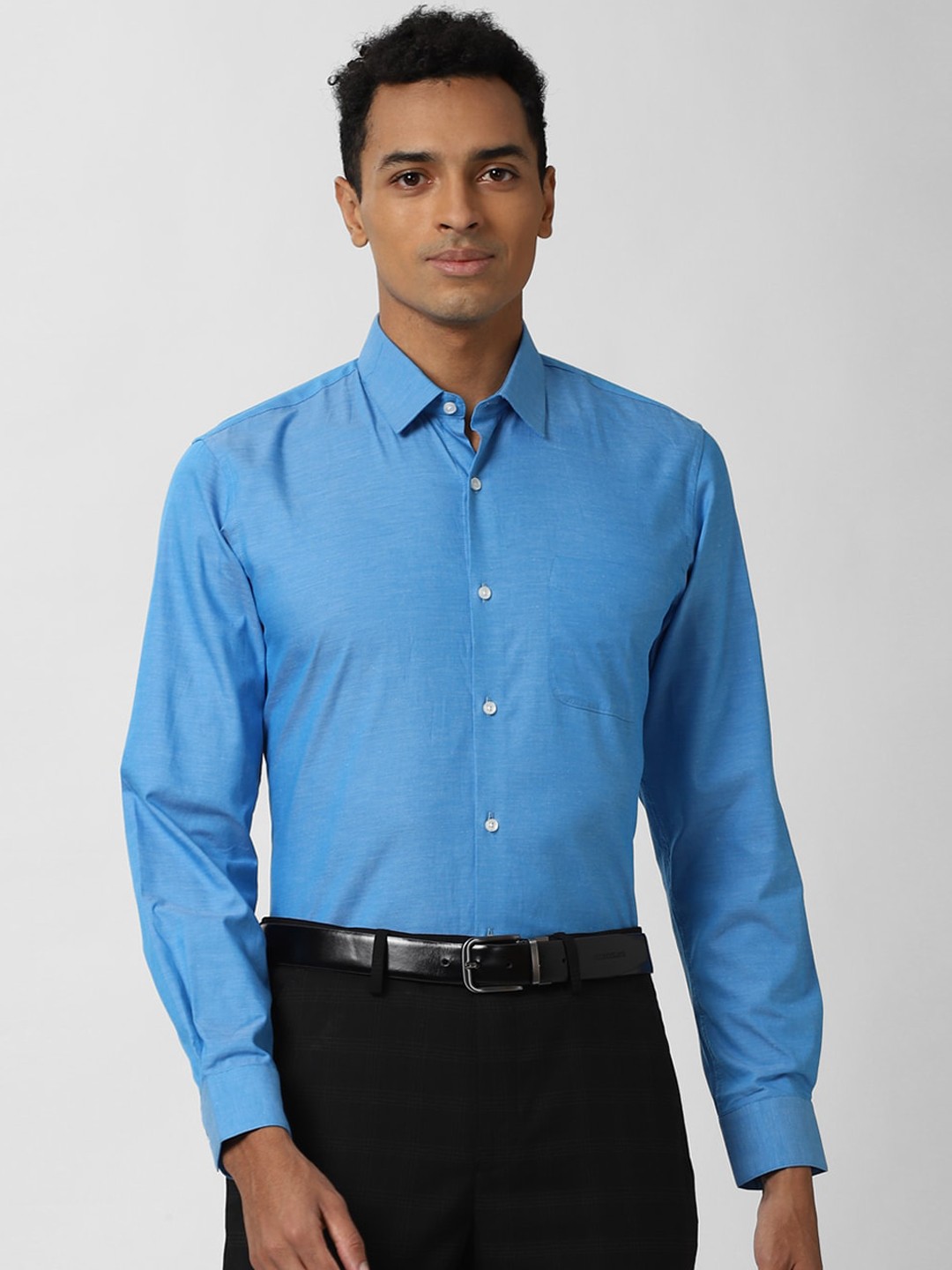 

Peter England Men Blue Slim Fit Opaque Pure Cotton Formal Shirt