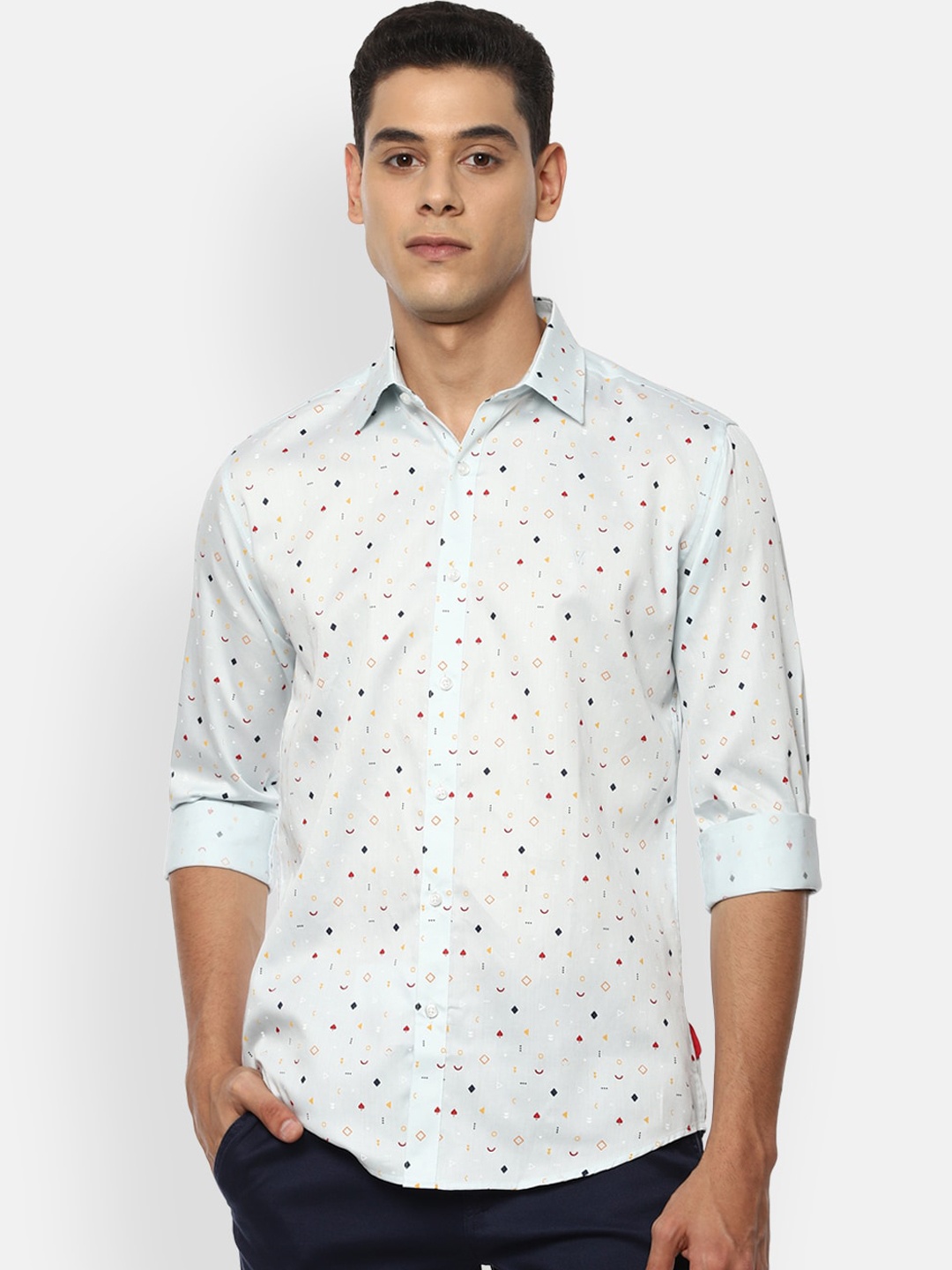 

V Dot Men Blue Slim Fit Opaque Printed Casual Shirt