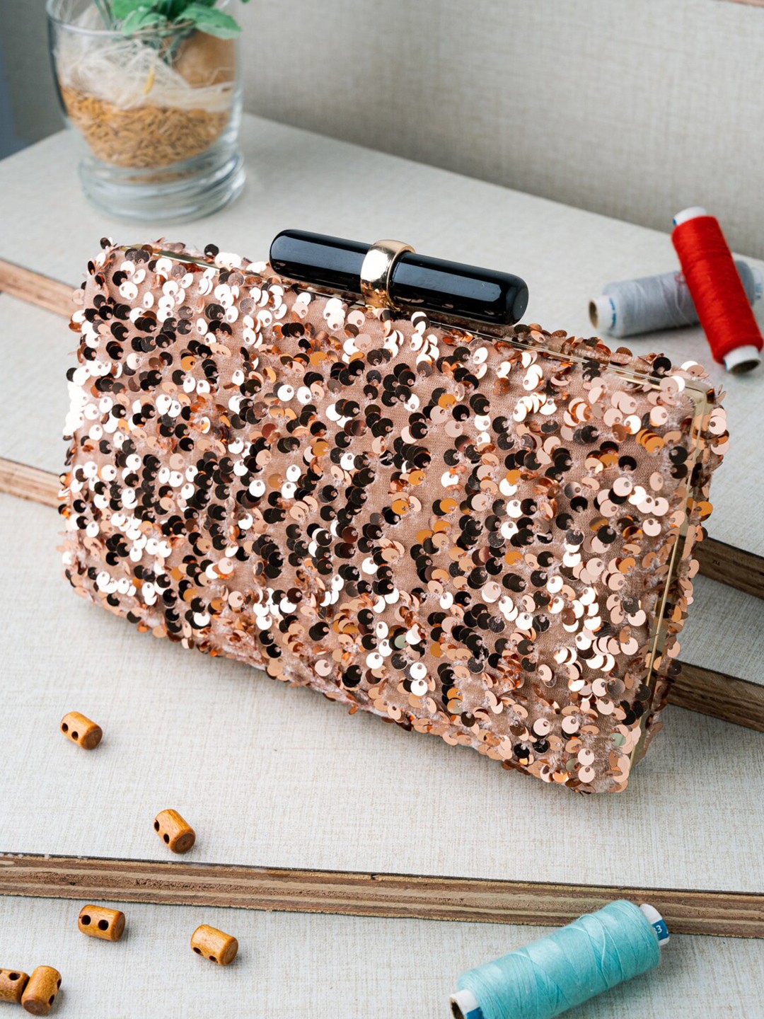 

NR By Nidhi Rathi Rose & Black Embellished Box Clutch