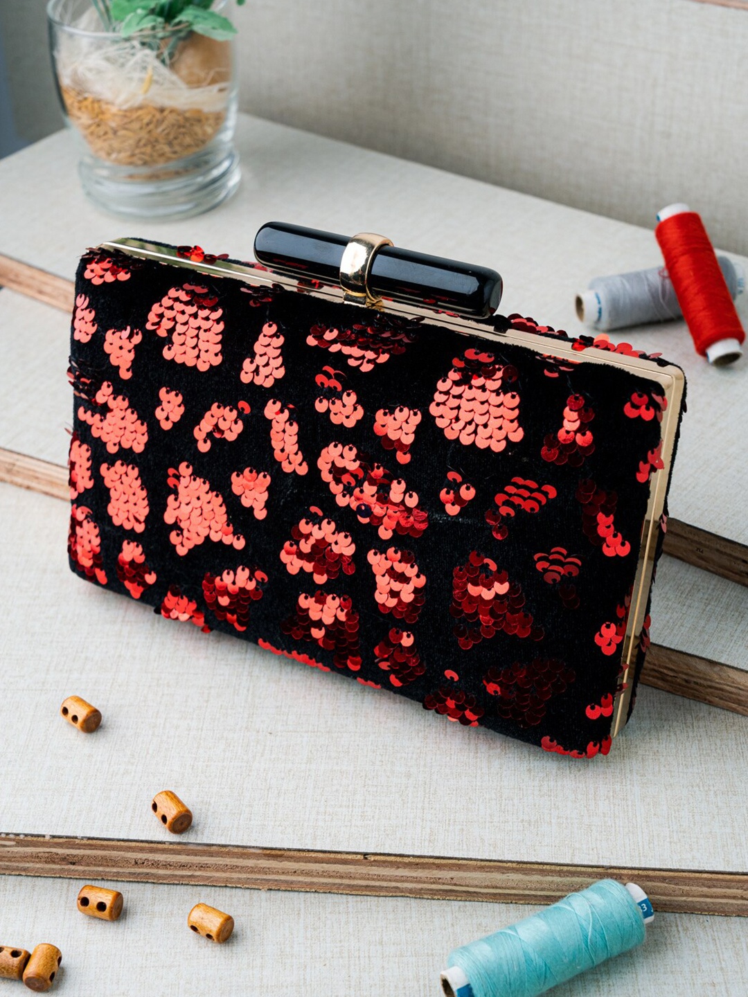 

NR By Nidhi Rathi Red & Black Embellished Box Clutch