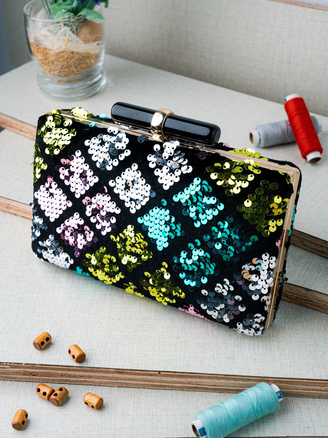 

NR By Nidhi Rathi Women Black & White Embellished Box Clutch