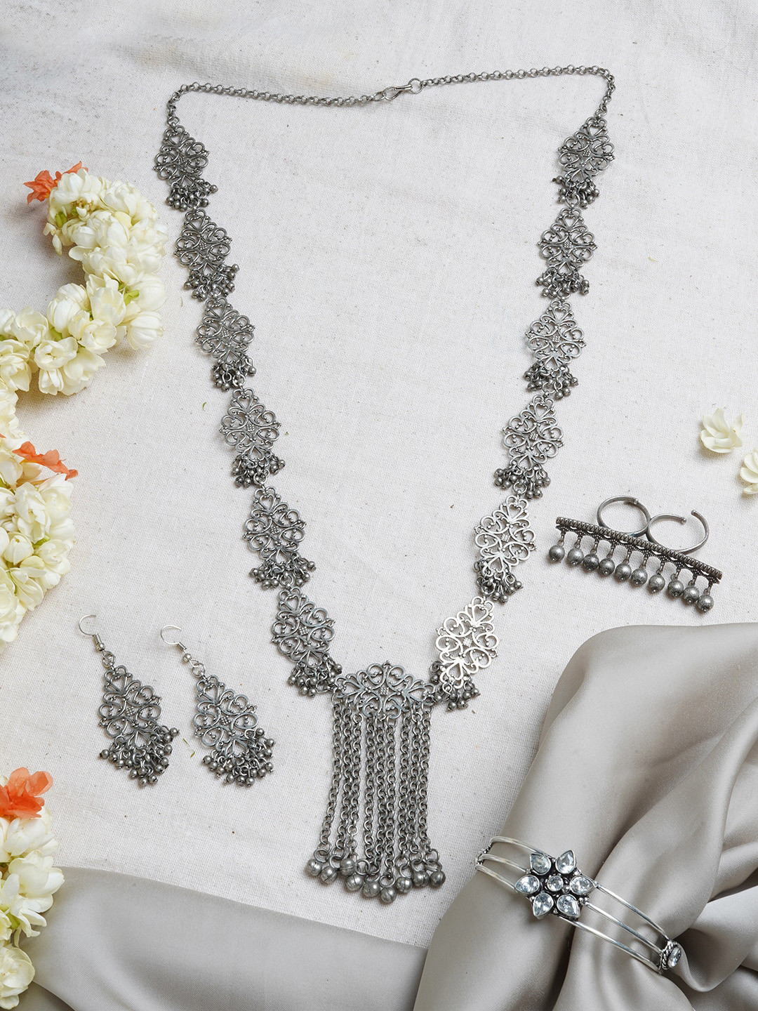 

TEEJH Oxidised Silver-Plated Yashmita Jewellery Gift Set