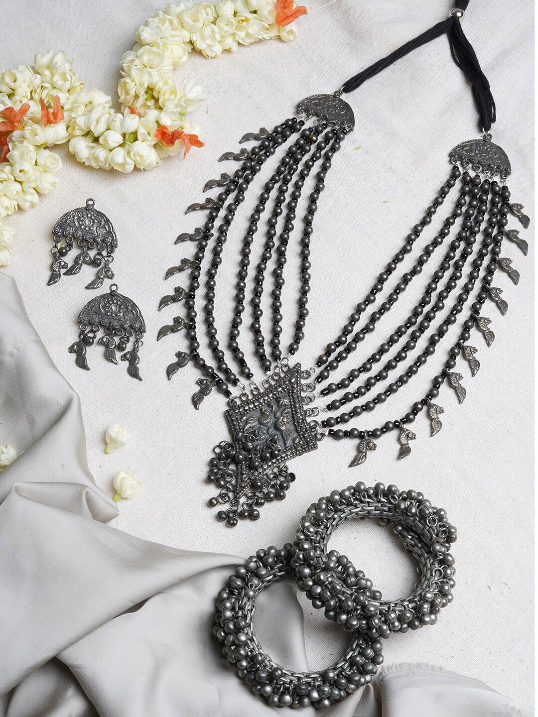 

TEEJH Oxidised Silver-Plated Ghungroo-Studded Mugol Jewellery Set