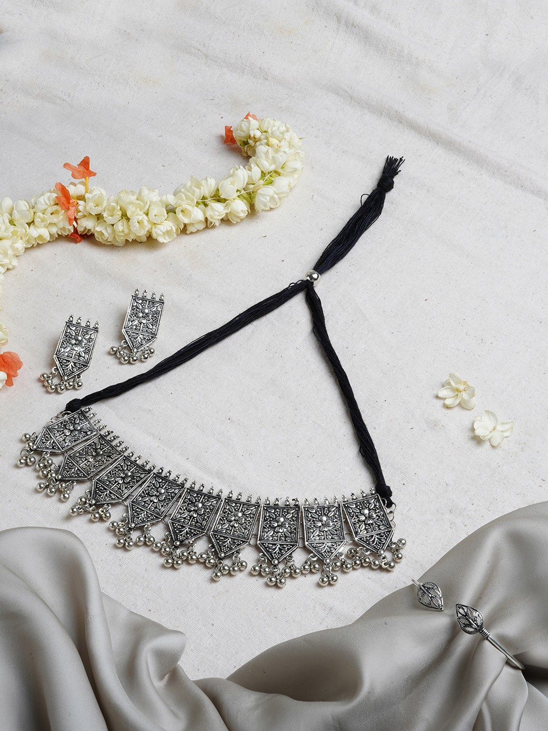 

TEEJH Silver-Plated Oxidised Jewellery Set