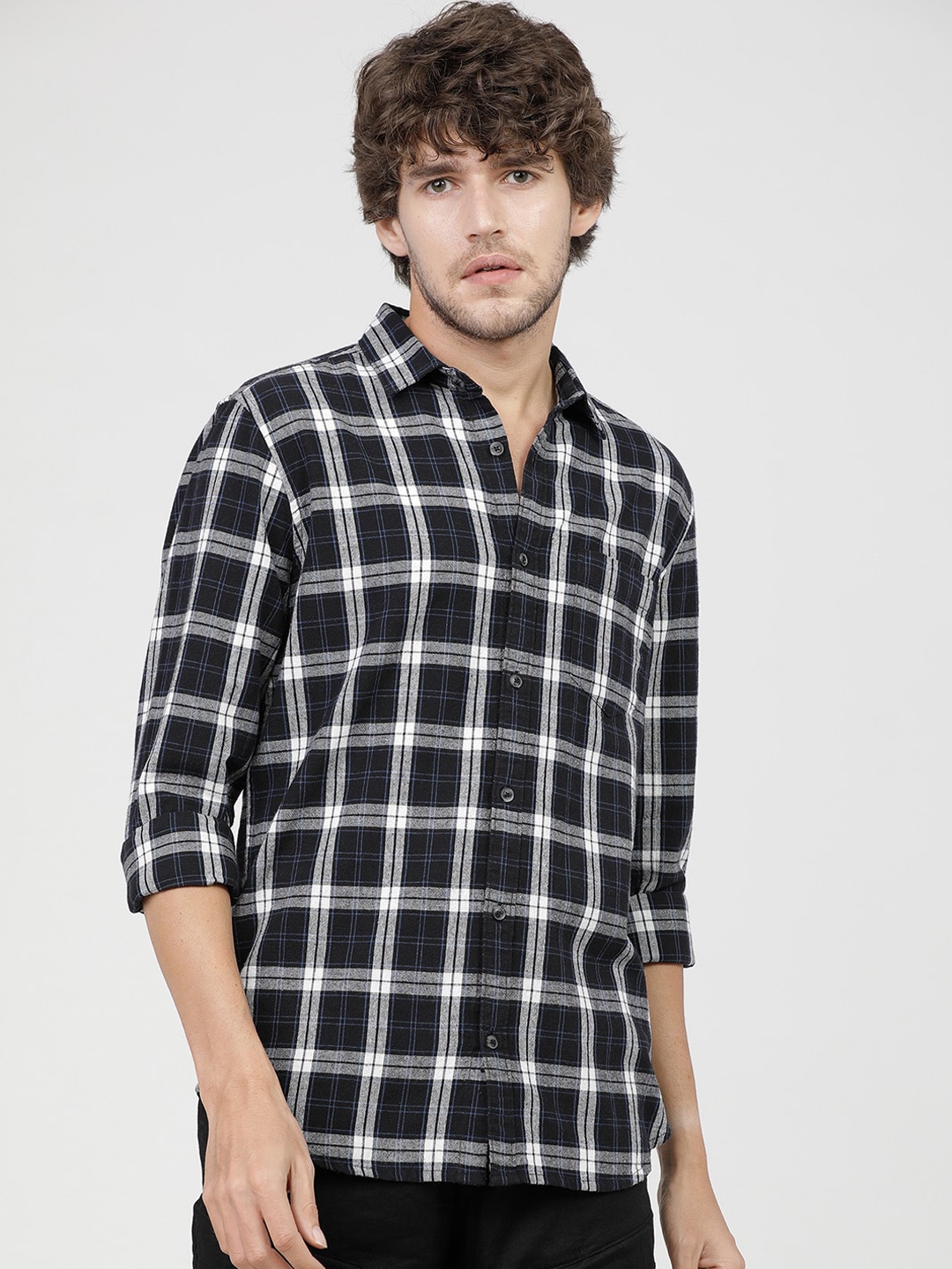 

HIGHLANDER Men Black Slim Fit Tartan Checks Opaque Checked Cotton Casual Shirt