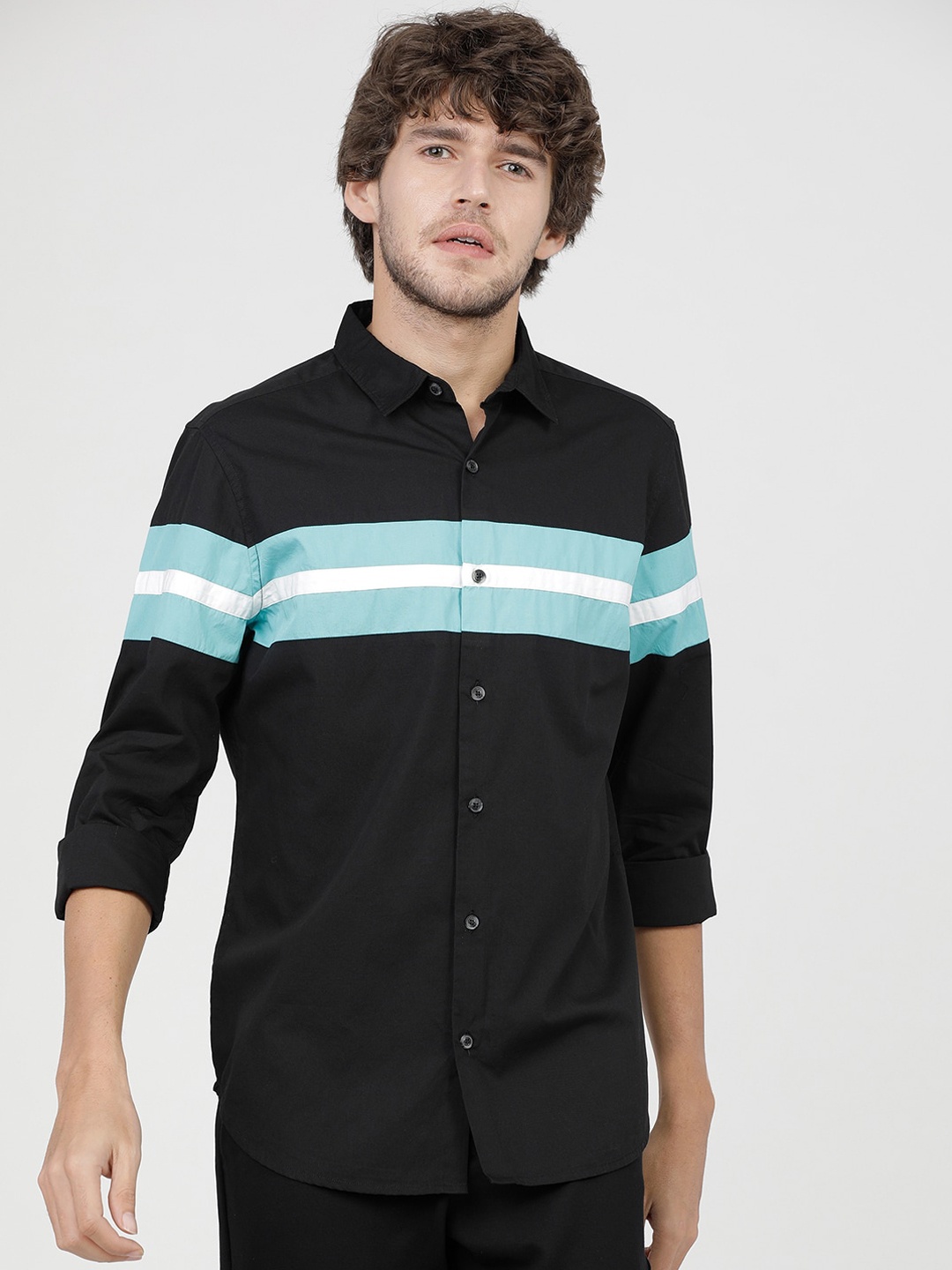 

HIGHLANDER Men Black Slim Fit Opaque Striped Casual Shirt