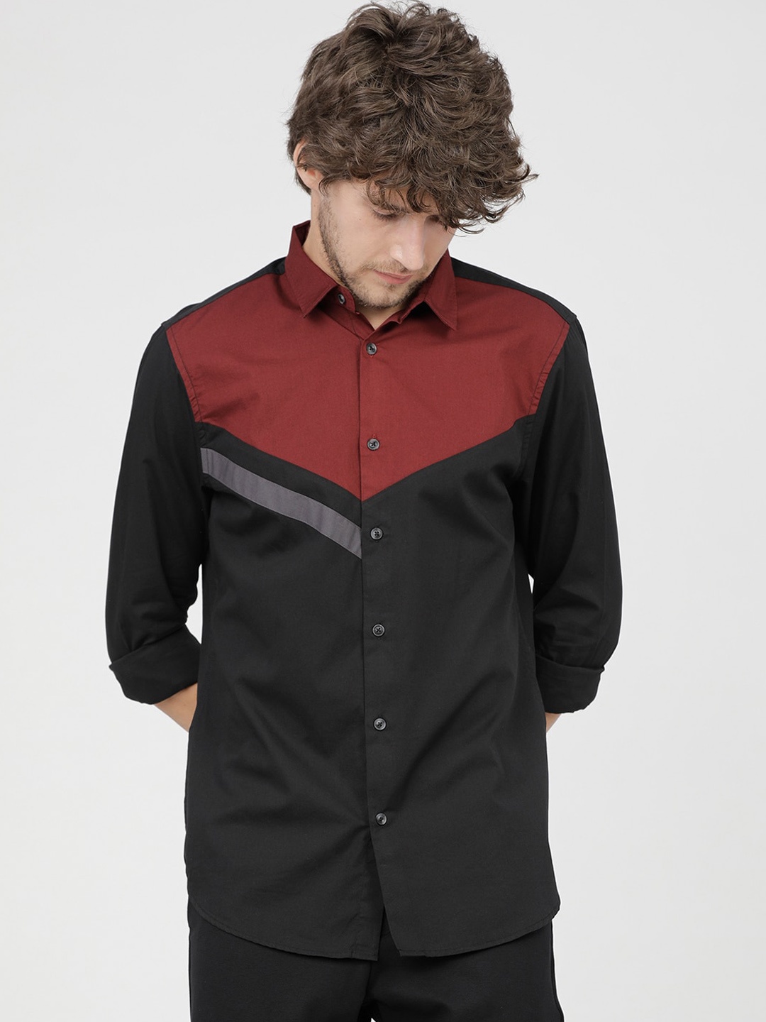 

HIGHLANDER Men Black Slim Fit Opaque Colourblocked Casual Shirt