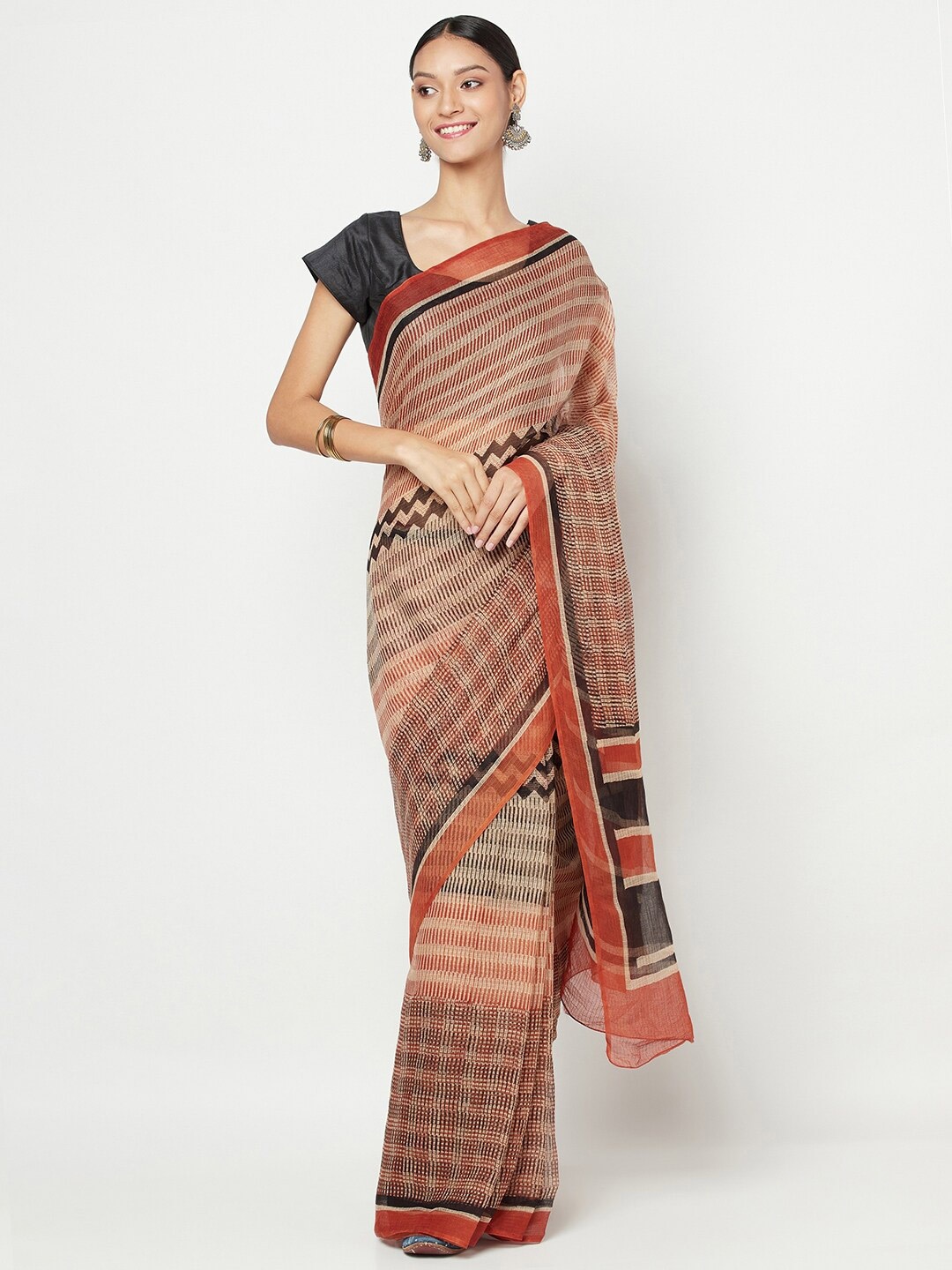 

Fabindia Red & Black Bagru Printed Kota Saree