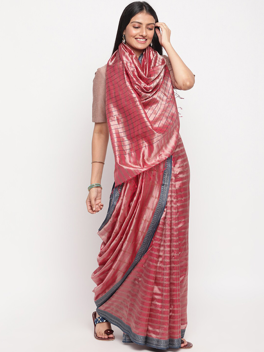 

Fabindia Pink & Grey Striped Maheshwari Saree