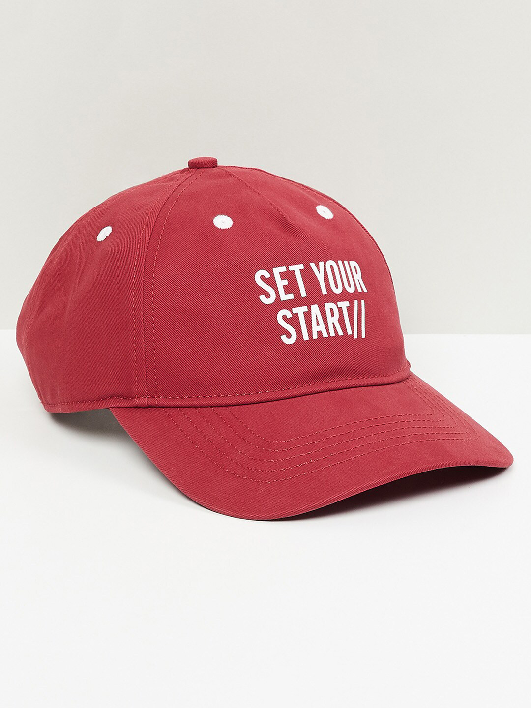 

max Men Maroon & White Printed Baseball Cap