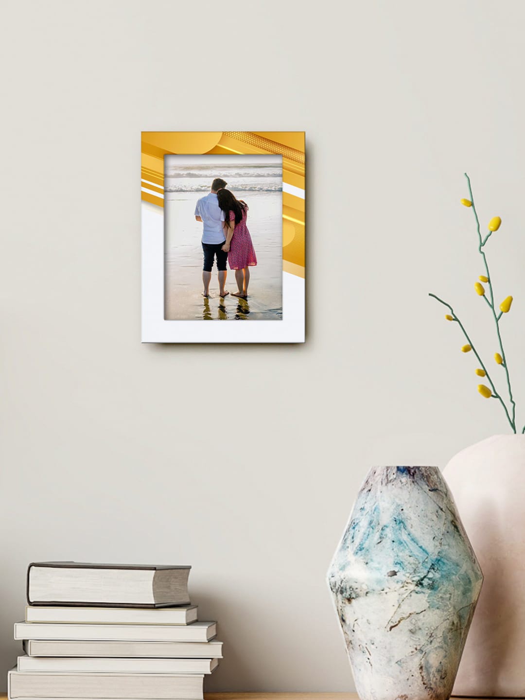 

999Store White & Yellow Printed MDF Photo Frame
