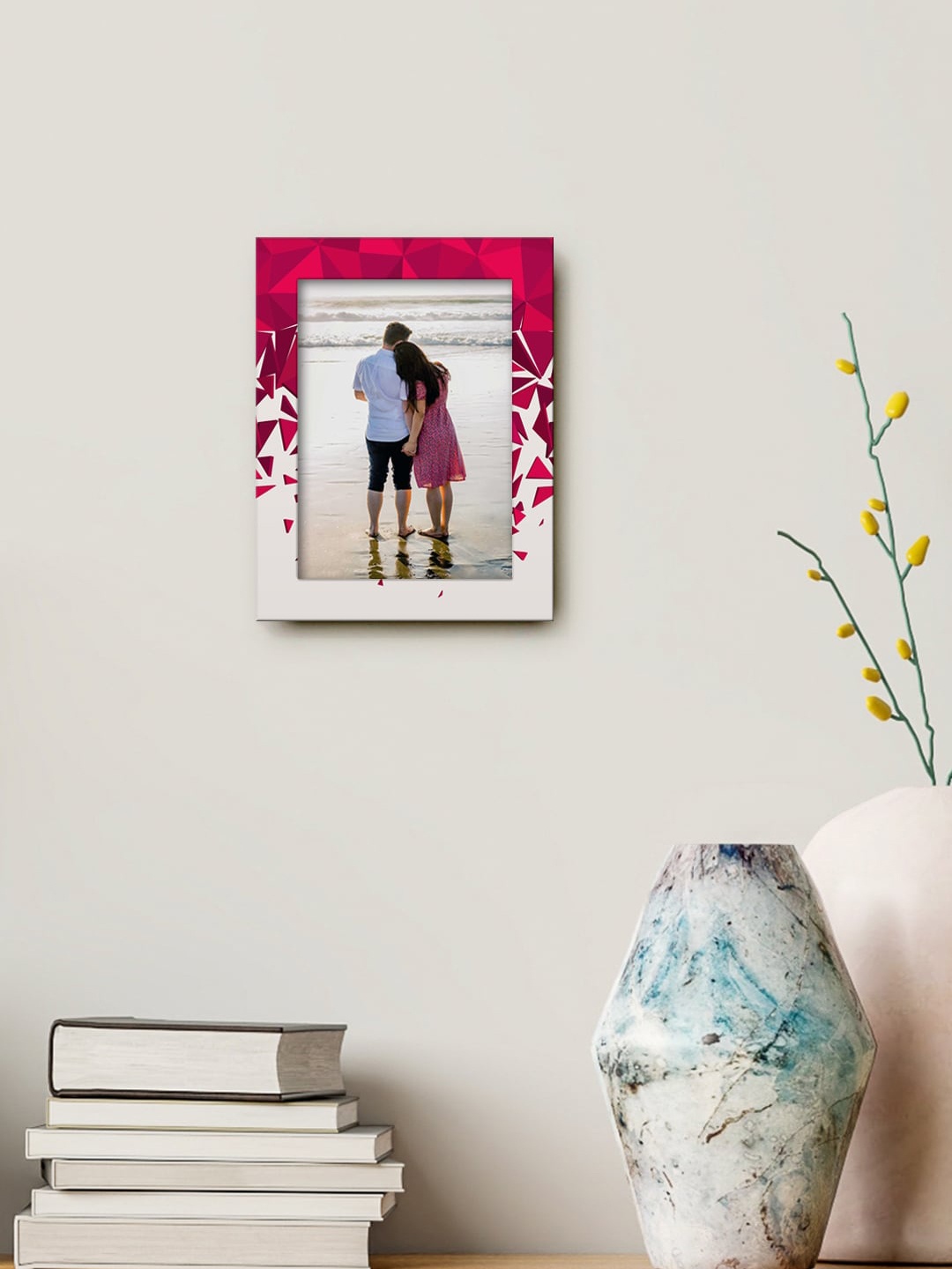 

999Store White & Red Abstract Printed MDF Photo Frame