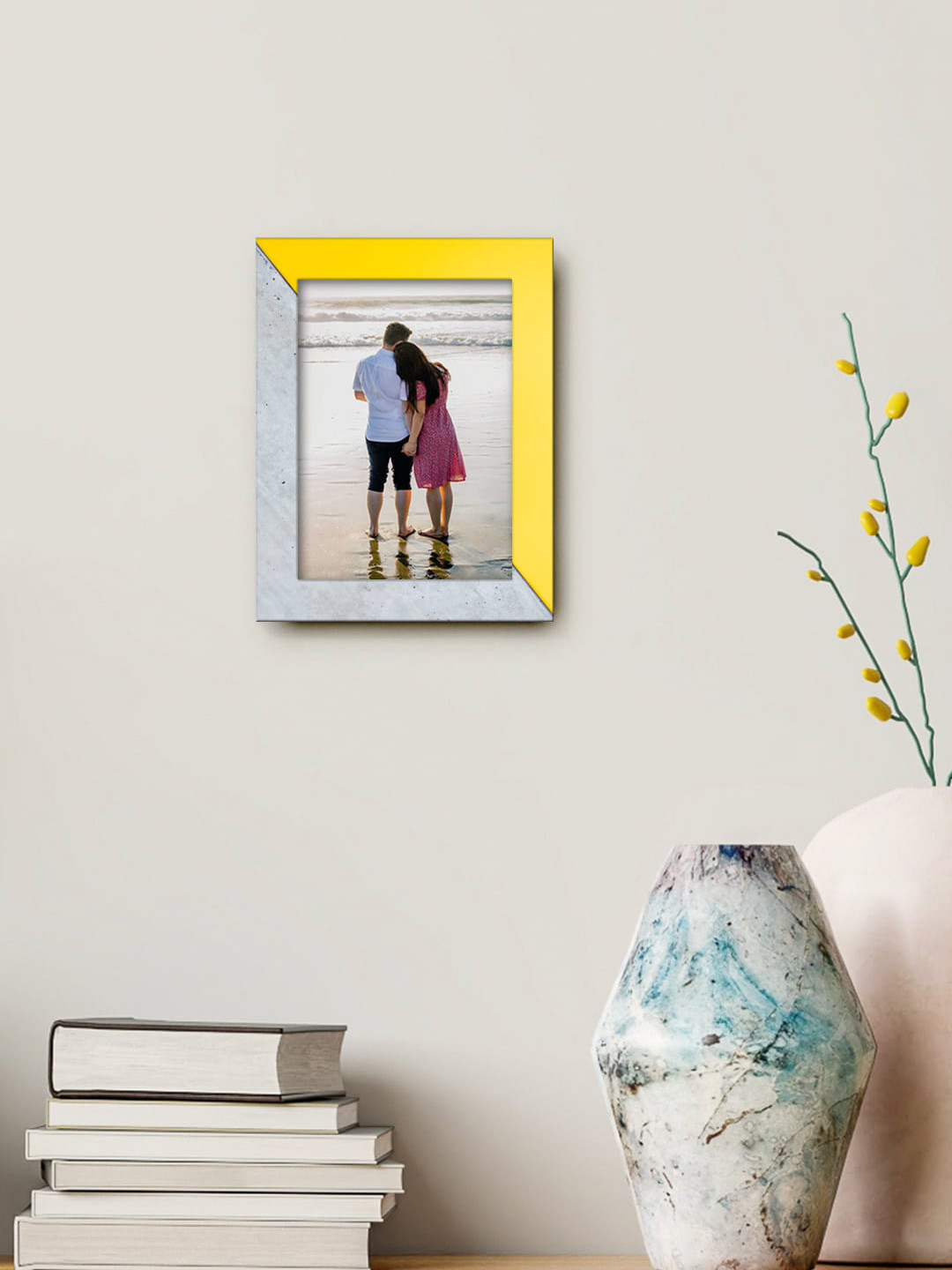 

999Store Yellow & Grey Abstract Pattern Printed MDF Photo Frame