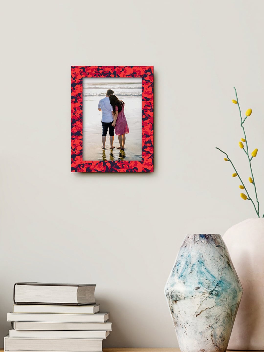 

999Store Red & Black Printed MDF Wall Photo Frame