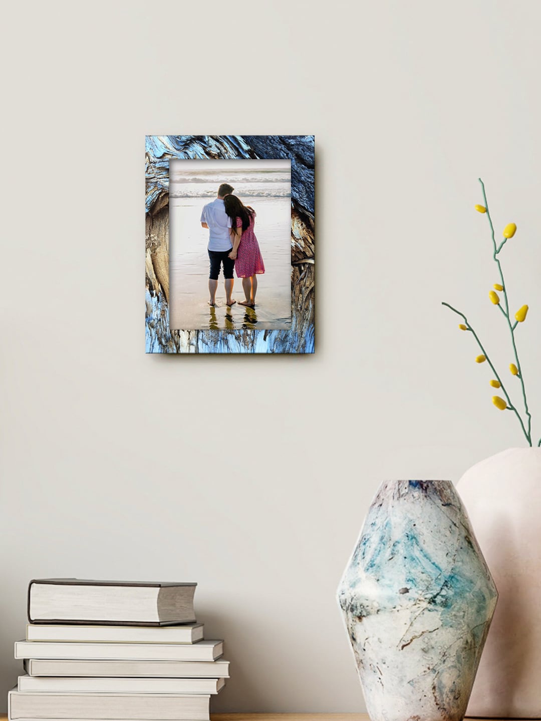 

999Store Blue & Brown Printed MDF Wall Photo Frame