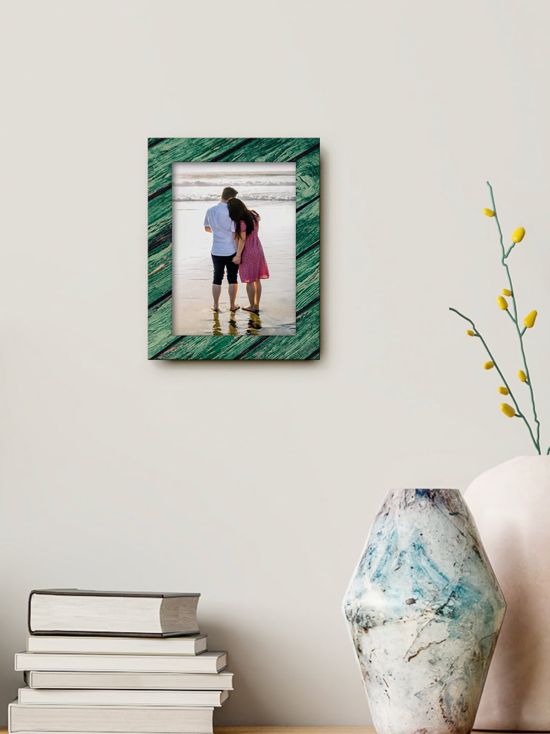 

999Store Green & Black Printed MDF Wall Photo Frame