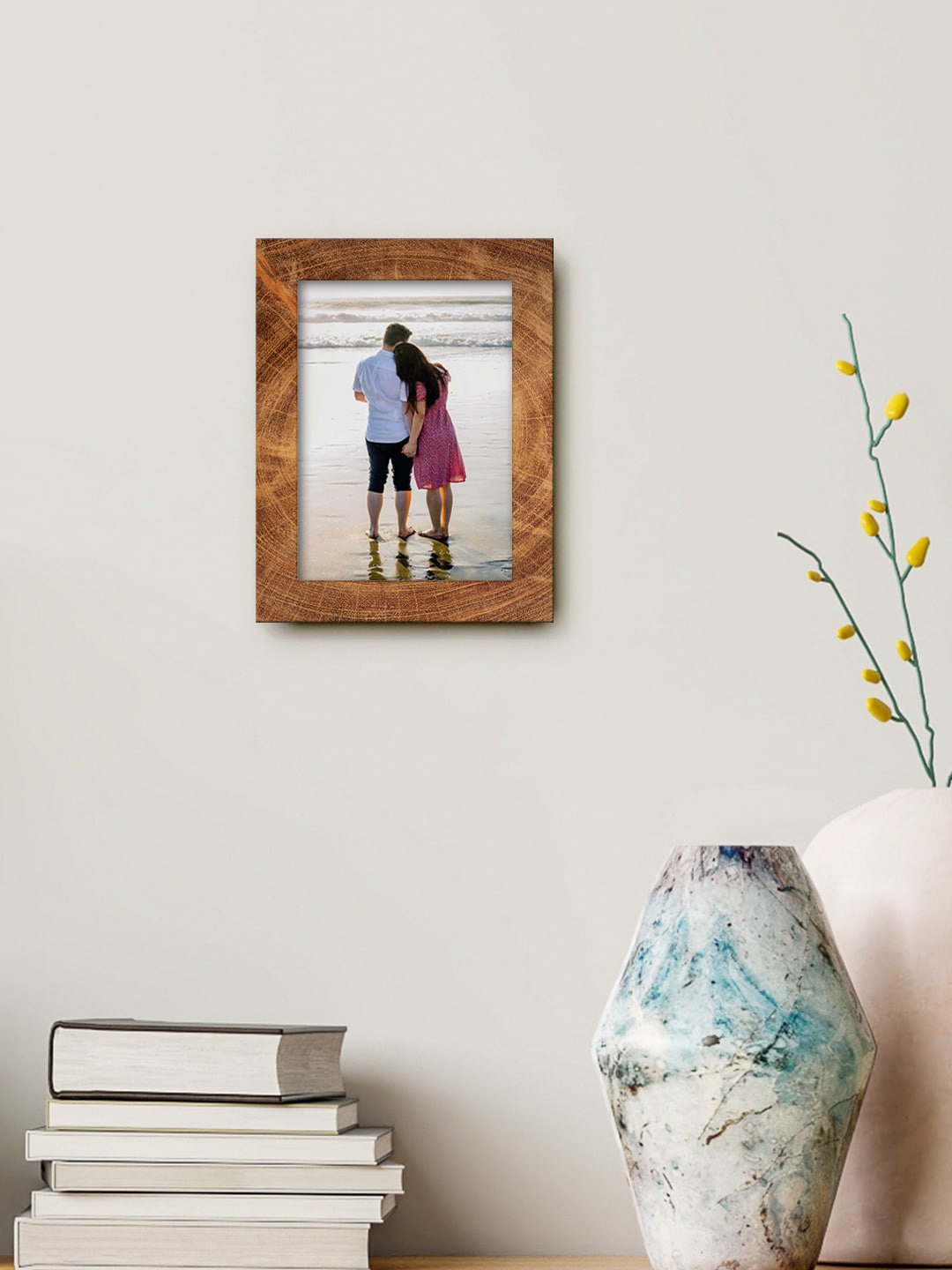 

999Store Brown Graphic Printed MDF Wall Photo Frame