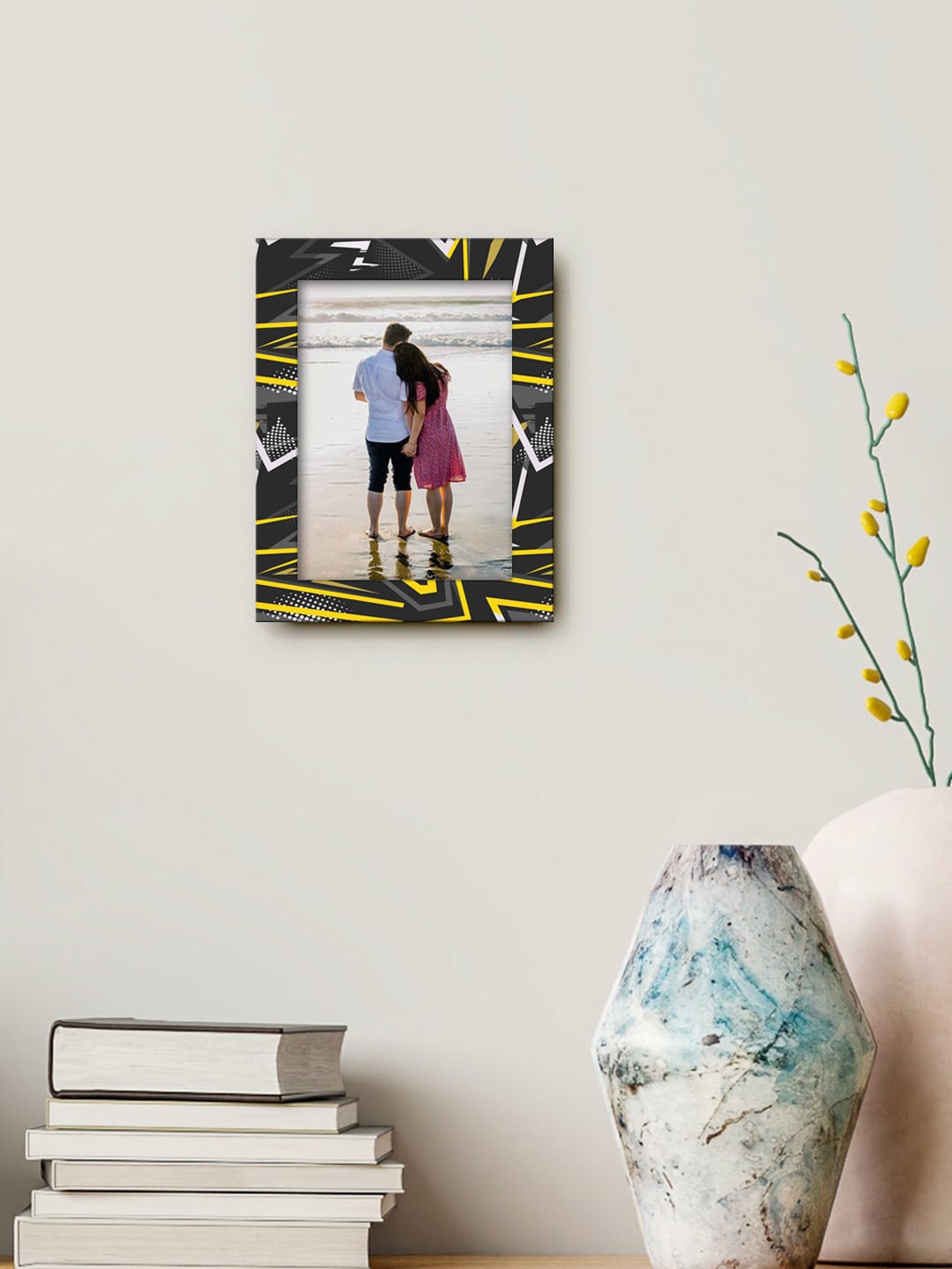 

999Store Black & Yellow Printed MDF Wall Photo Frame