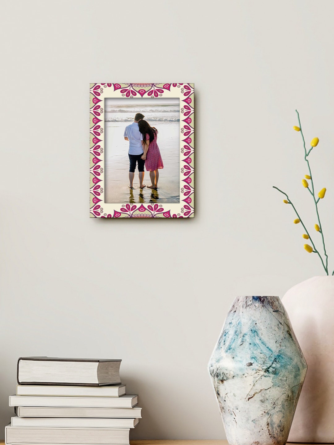 

999Store Cream-Coloured & Pink Printed MDF Wall Photo Frame