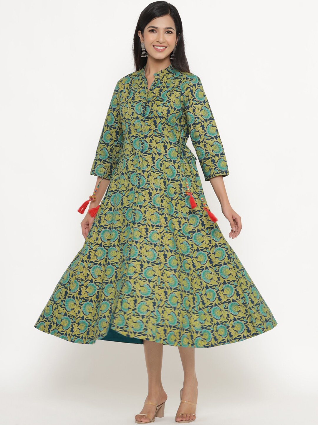 

Sangria Green Ethnic Motifs Ethnic A-Line Midi Dress