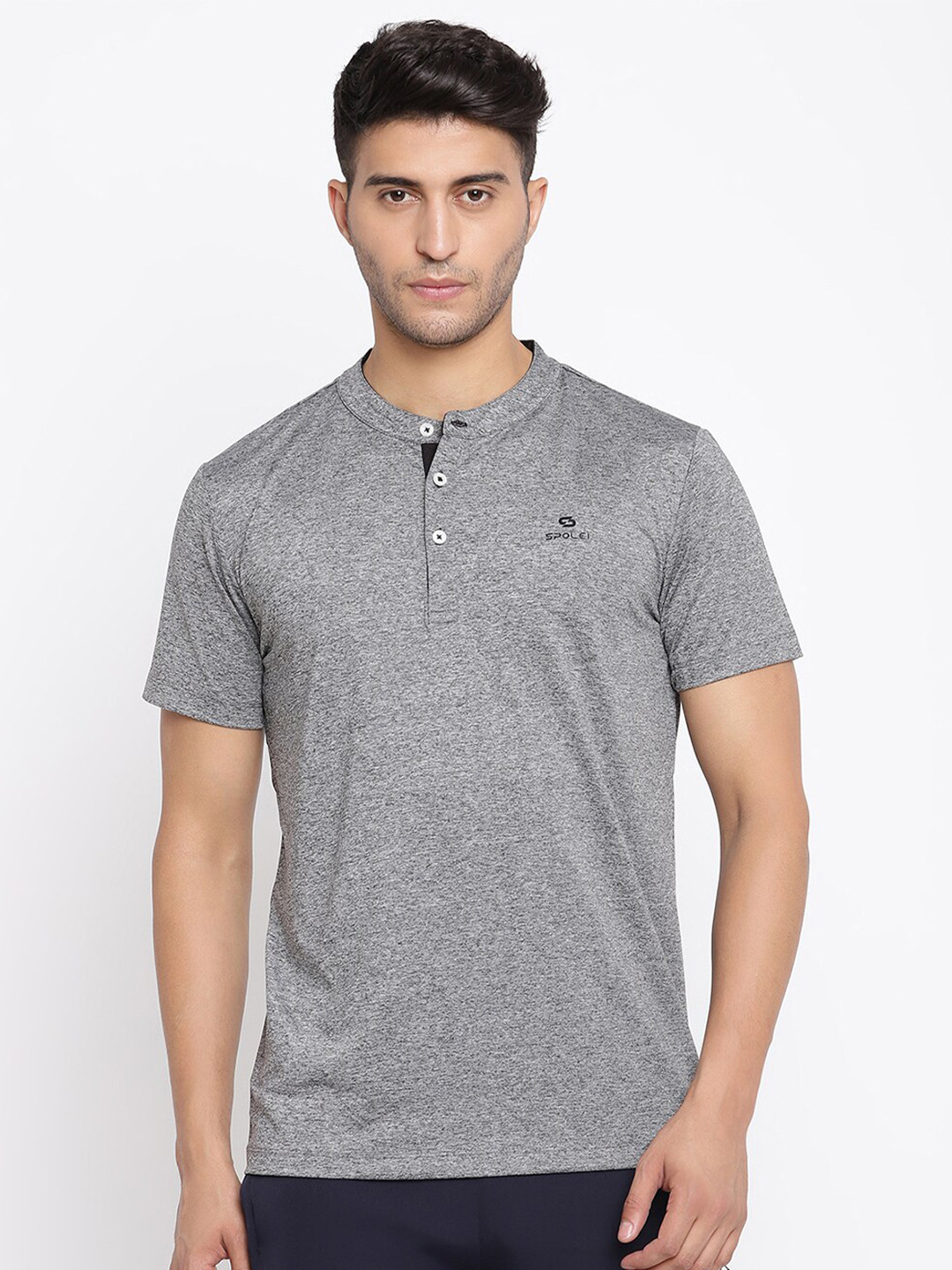 

Spolei Men Grey Henley Neck Slim Fit T-shirt