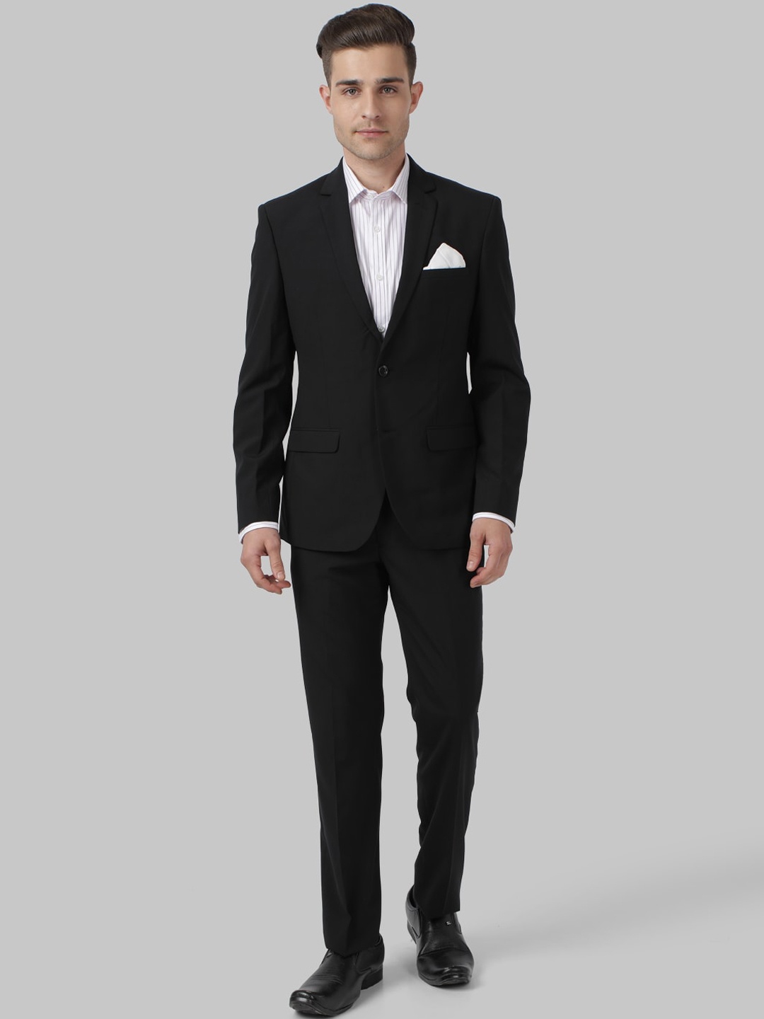 

Park Avenue Men Black Solid 2 Piece Formal Suit