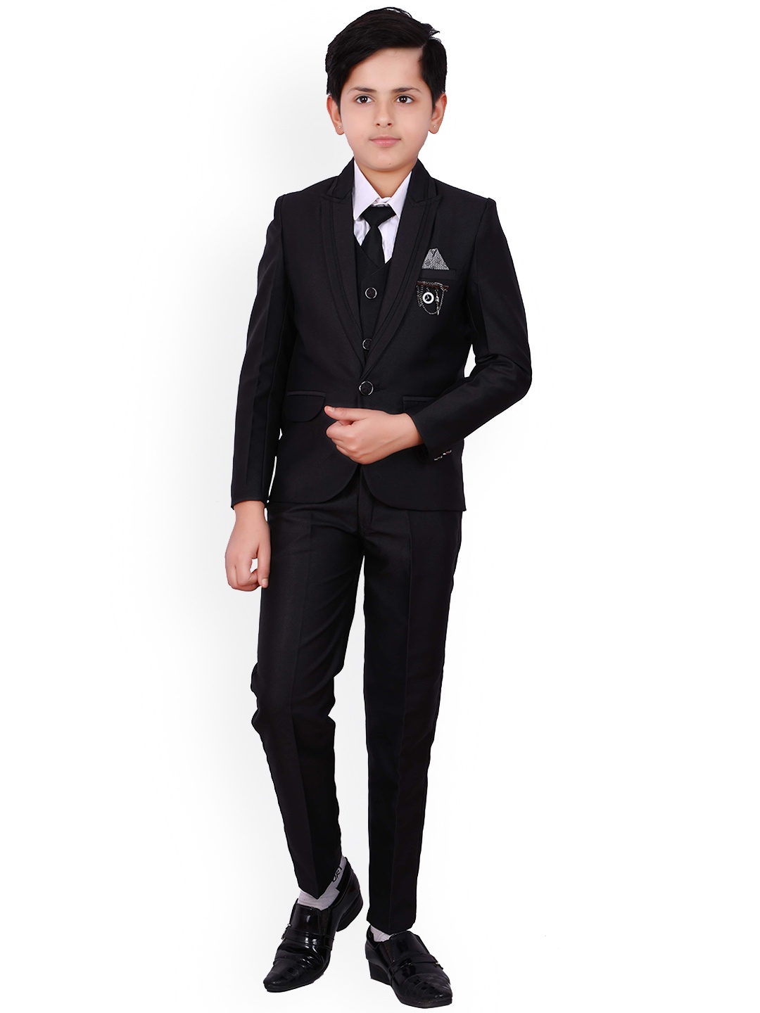 

FOURFOLDS Boys Black Solid 5-Piece Party Suit