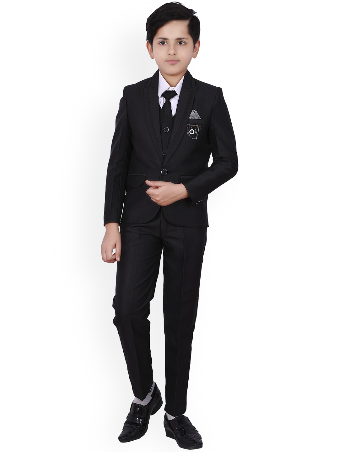 

FOURFOLDS Boys Black Solid 5-Piece Party Suit