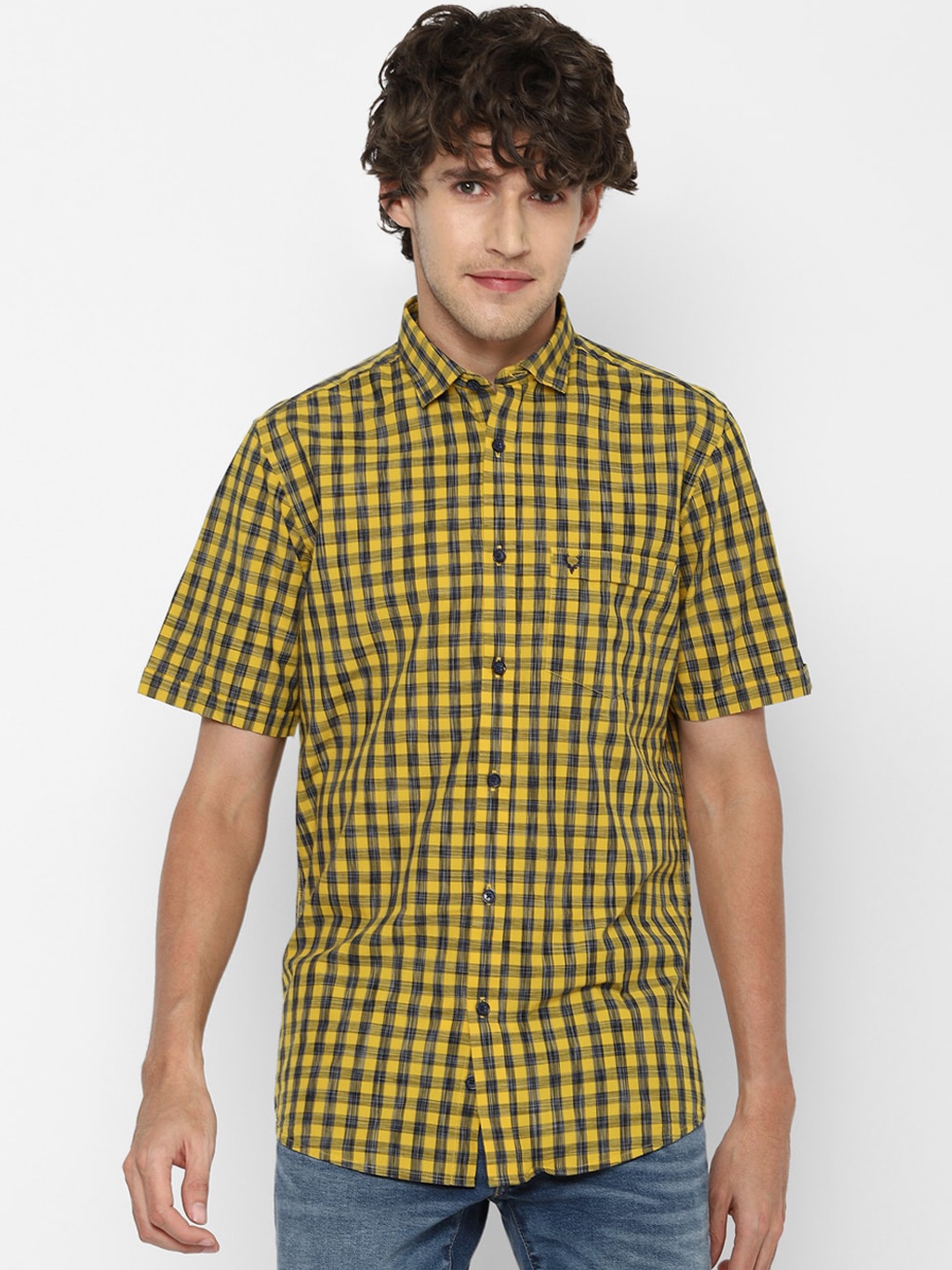 

Allen Solly Men Yellow Slim Fit Opaque Checked Casual Shirt