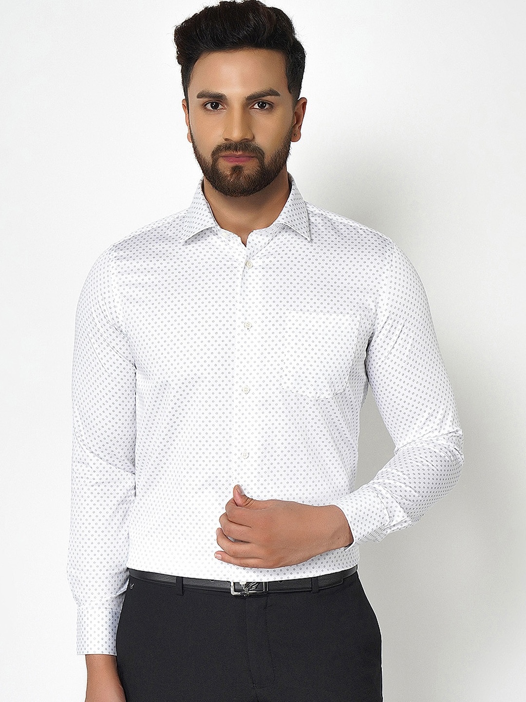 

Blackberrys Men White India Slim Fit Opaque Printed Casual Shirt