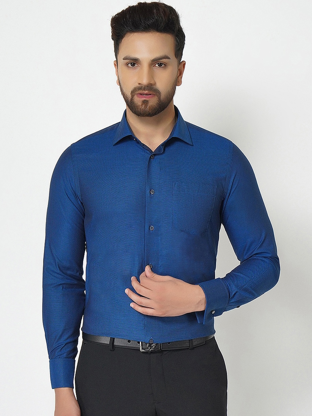 

Blackberrys Men Navy Blue Slim Fit Opaque Casual Shirt