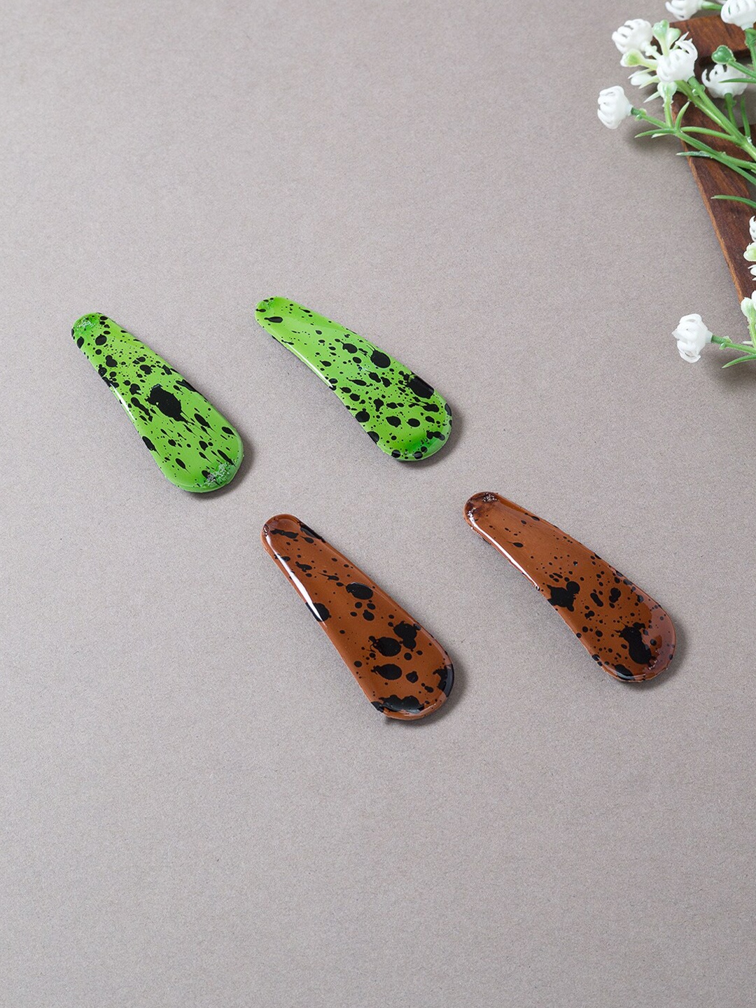 

Golden Peacock Girls Set Of 4 Printed Tic Tac Hair Pins, Green