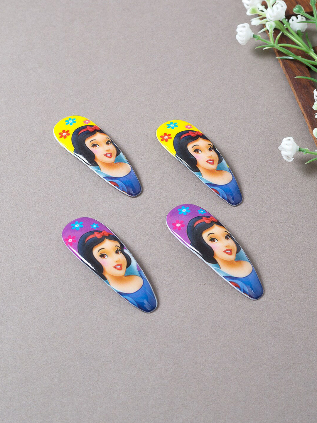 

Golden Peacock Girls Blue & Yellow Set of 4 Printed Tic Tac Hair Clip