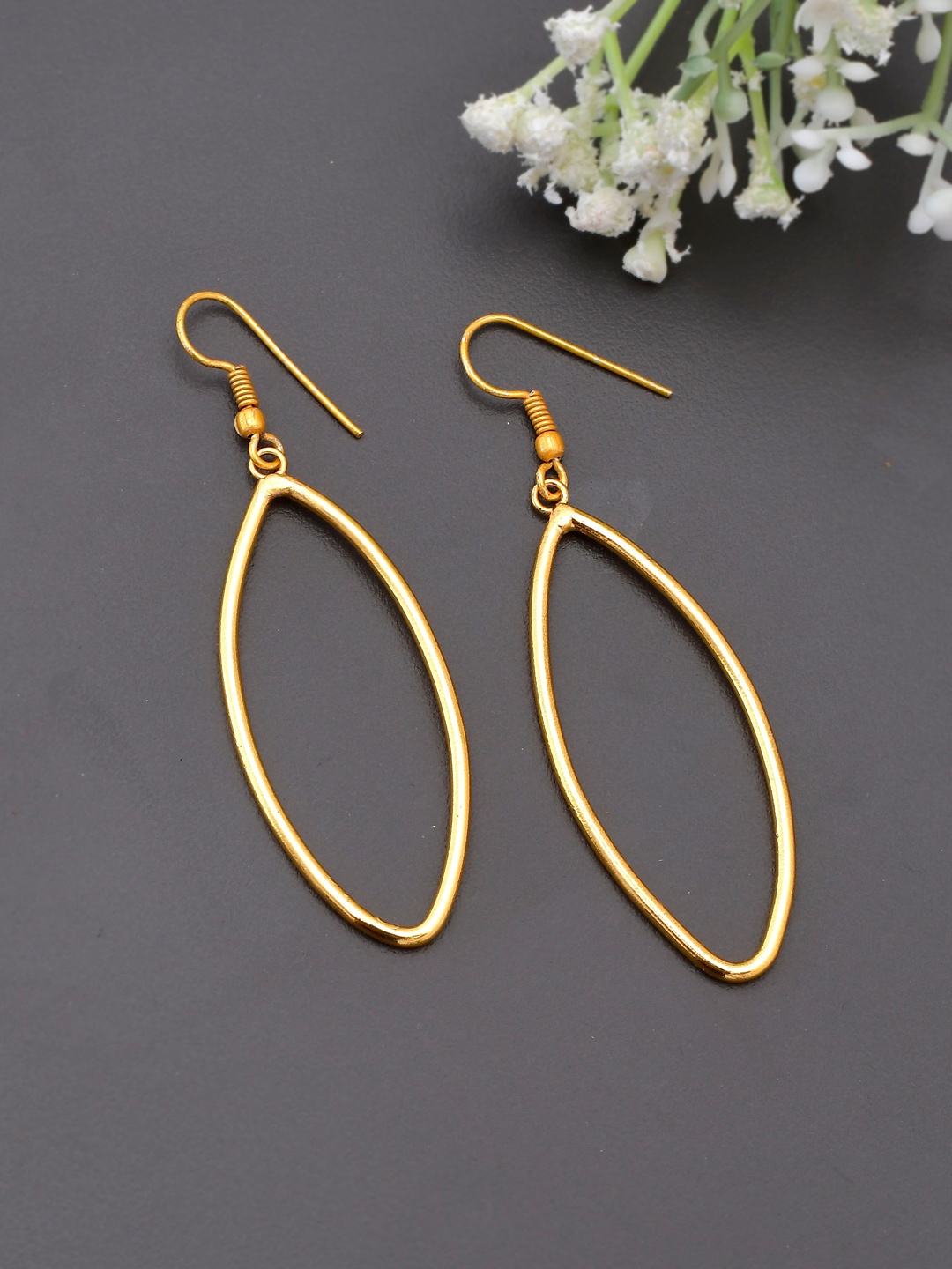 

Silvermerc Designs Gold-Toned Leaf Shaped Drop Earrings