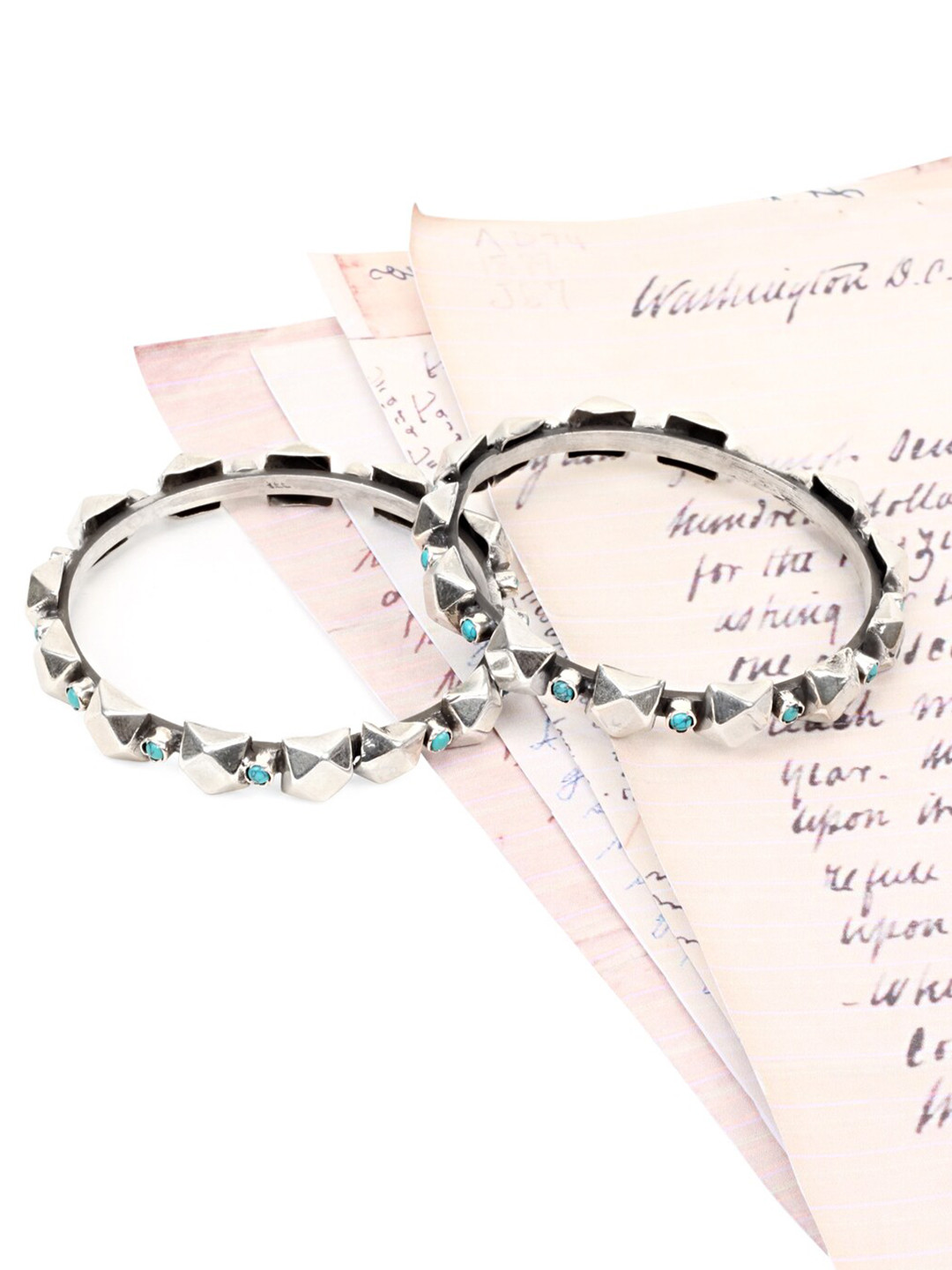 

SANGEETA BOOCHRA Women 2 Silver-Toned & Green Turquoise Bangle-Style Bracelet