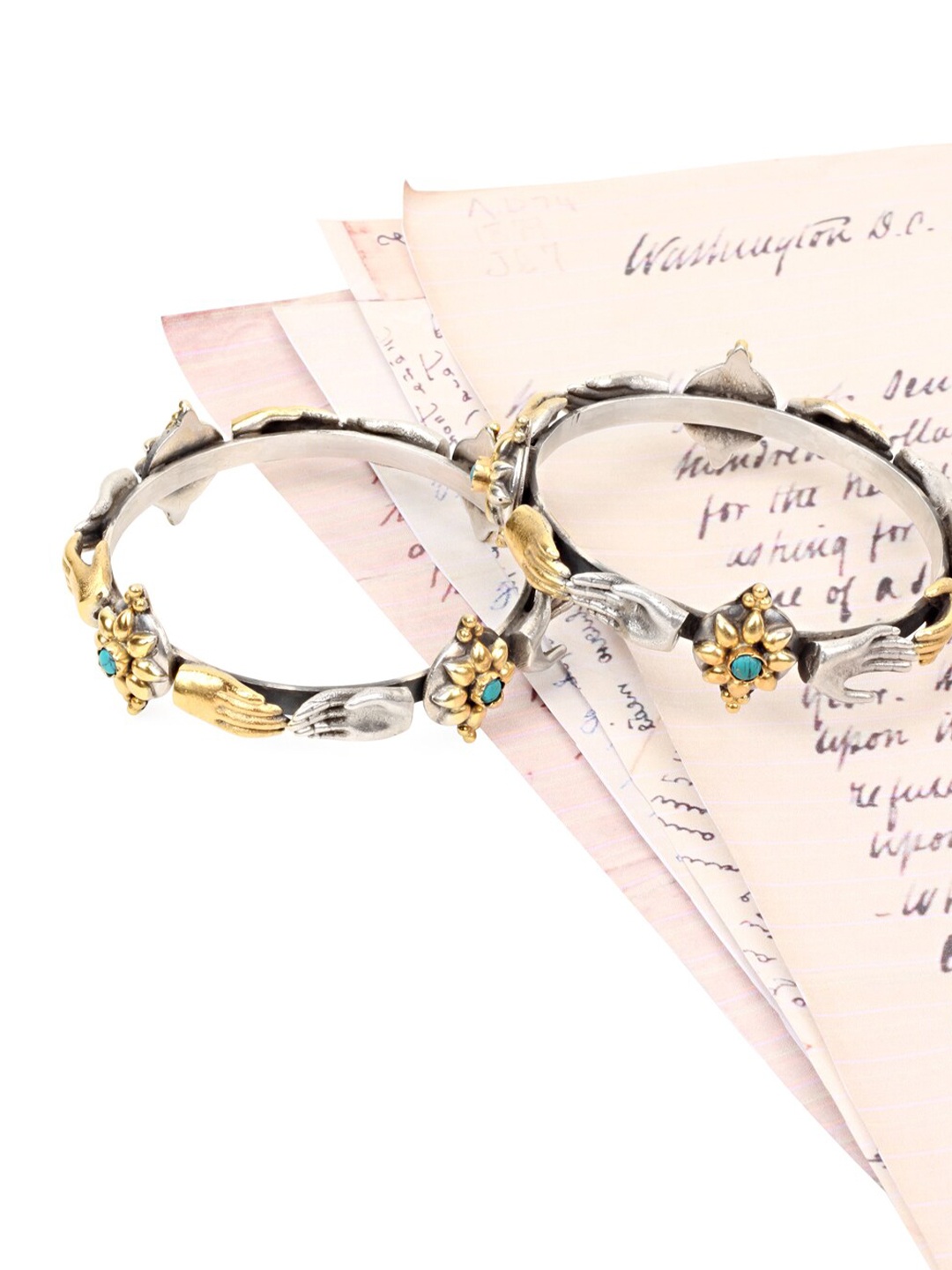 

SANGEETA BOOCHRA Set-2 Silver-Toned & Gold-Toned Silver Turquoise Bangle-Style Bracelet