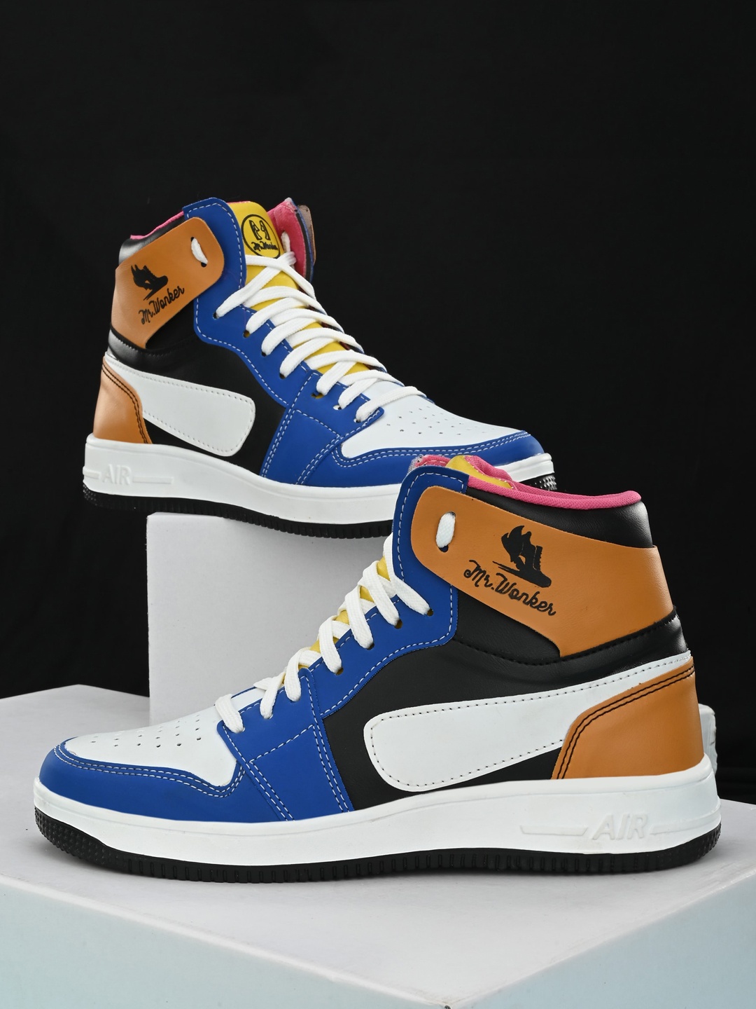 

mr wonker Men White Angry Birds Colourblocked High-Top Sneakers