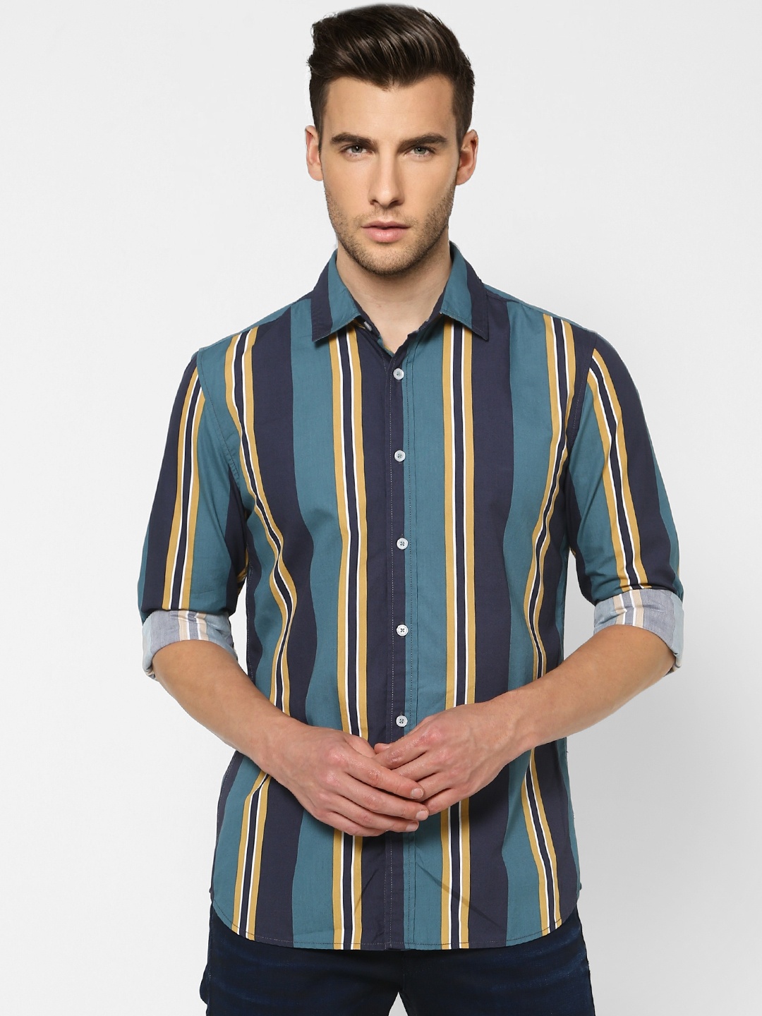 

Jack & Jones Men Blue Slim Fit Opaque Striped Cotton Casual Shirt