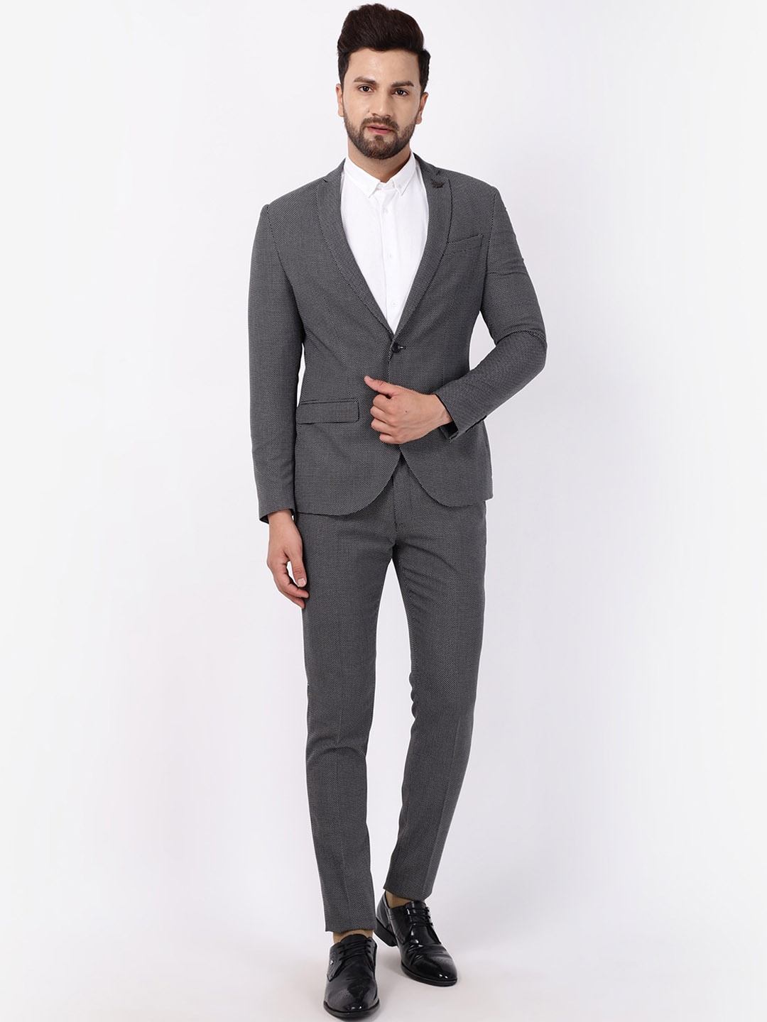 

Blackberrys Men Black & White Printed Phoenix Skinny Fit Two-Piece Formal Suit